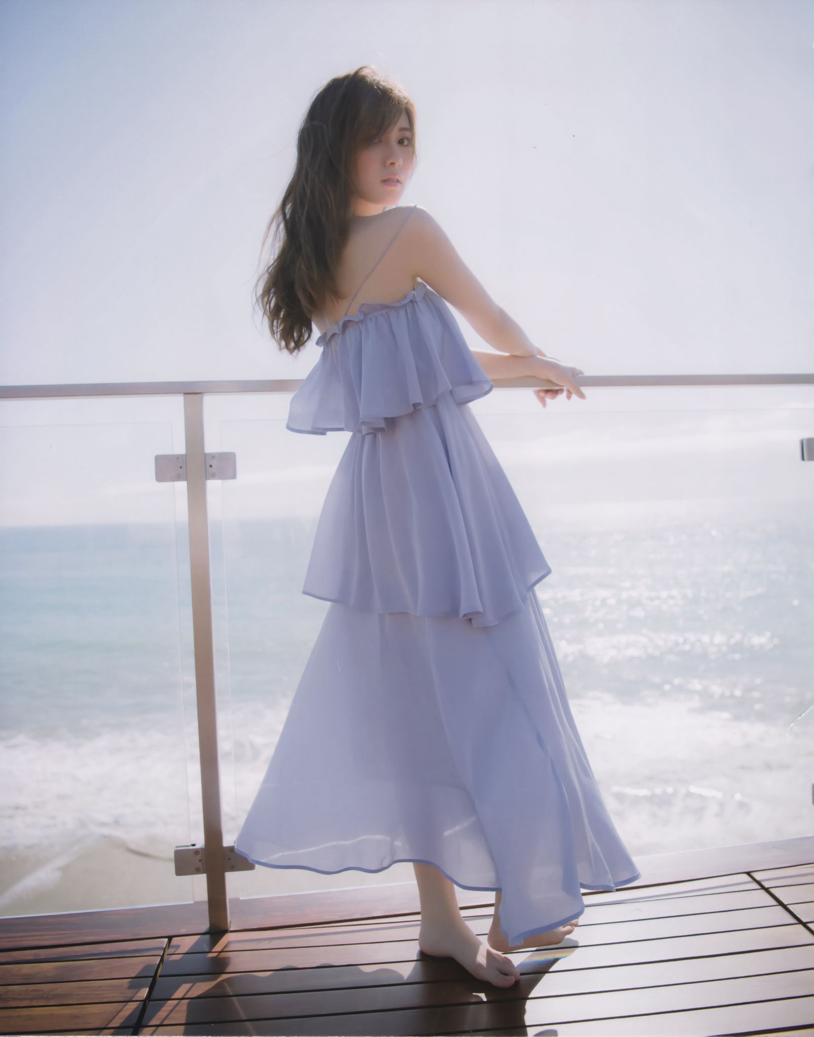 白石麻衣《パスポート》 [Photo Book]