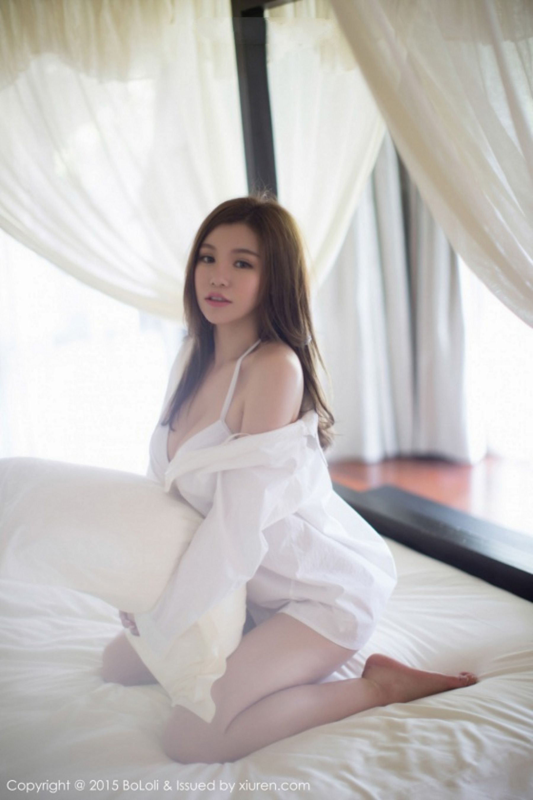 刘娅希《三亚旅拍》比基尼系列 [BoLoli波萝社] Vol.021 写真集