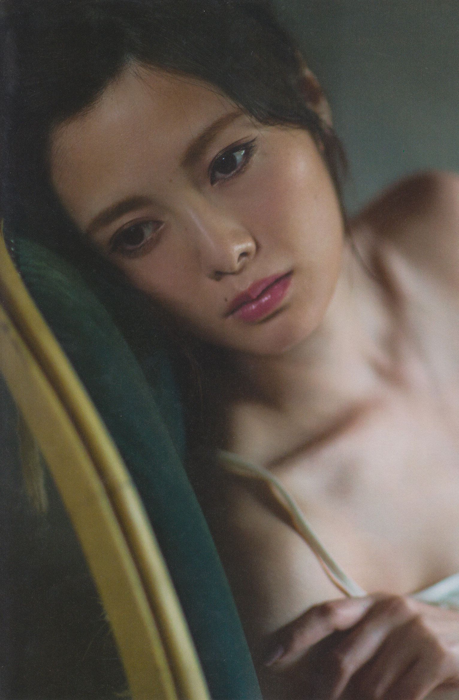 白石麻衣《清純な大人?》 [Photo Book]