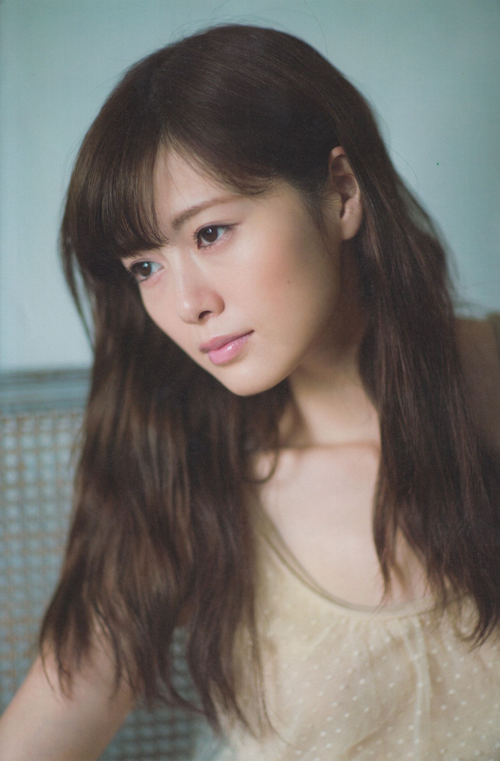 白石麻衣《清純な大人?》 [Photo Book]