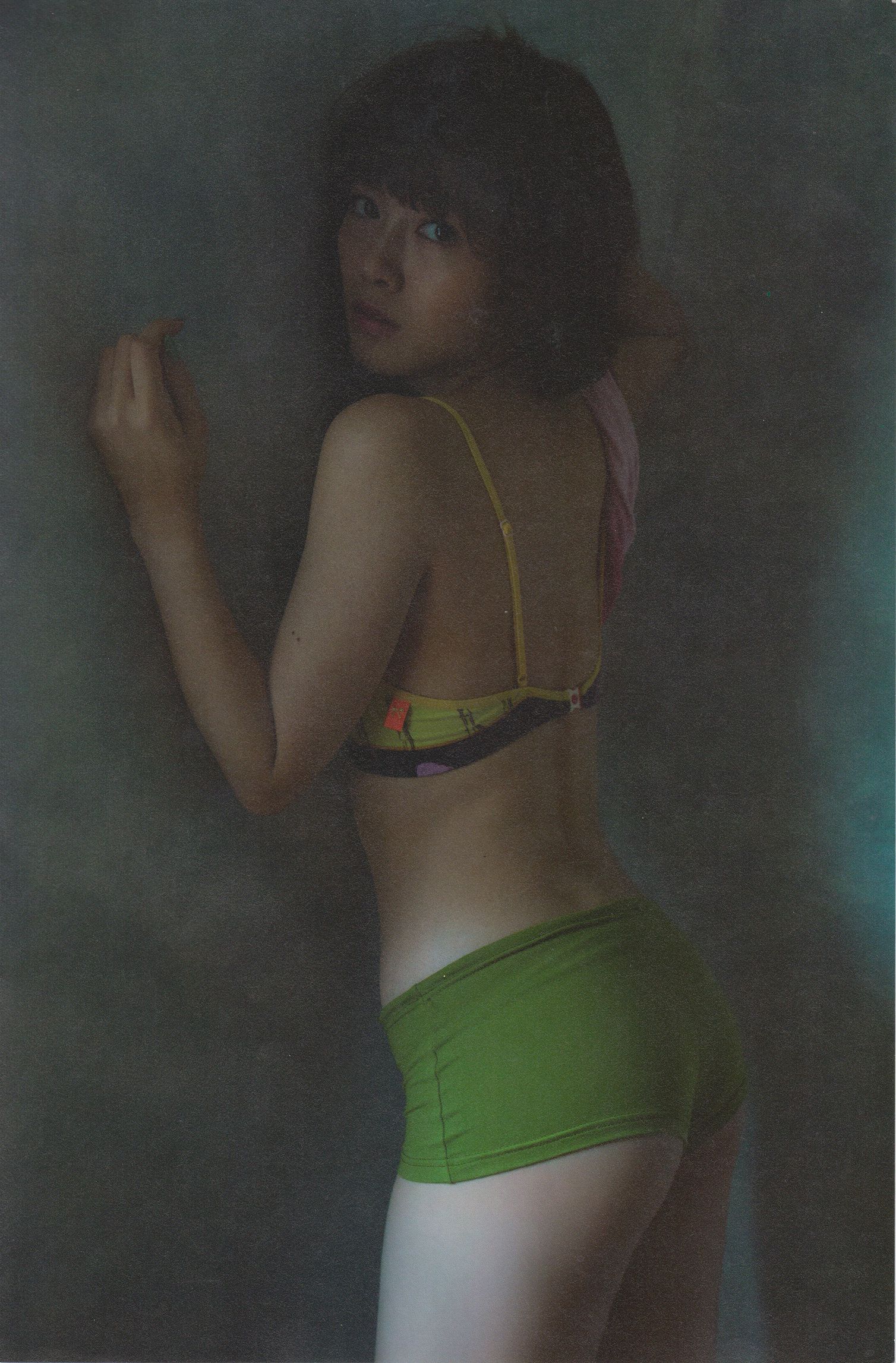 白石麻衣《清純な大人?》 [Photo Book]
