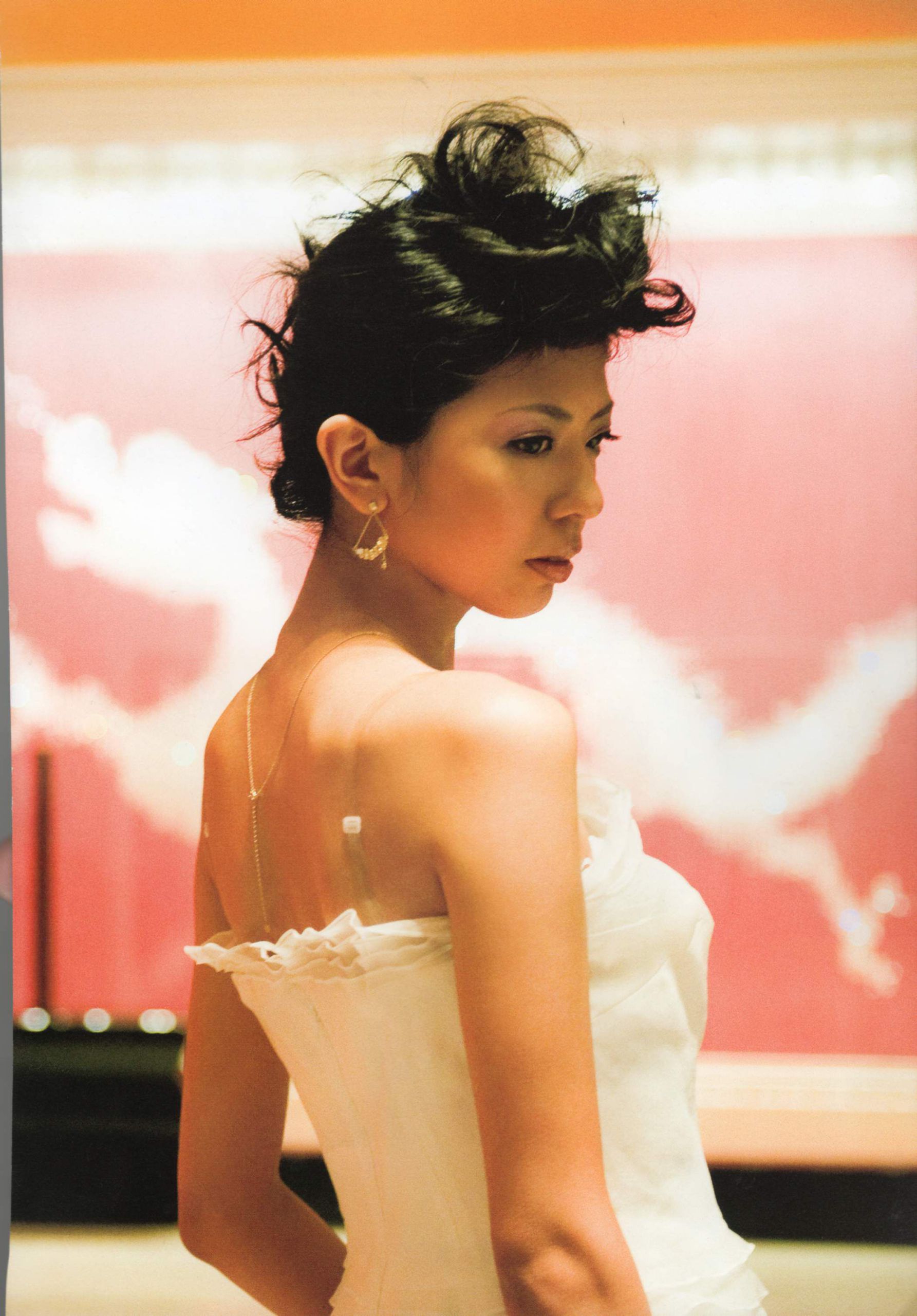 宮地真緒 《Decada》 [PhotoBook]