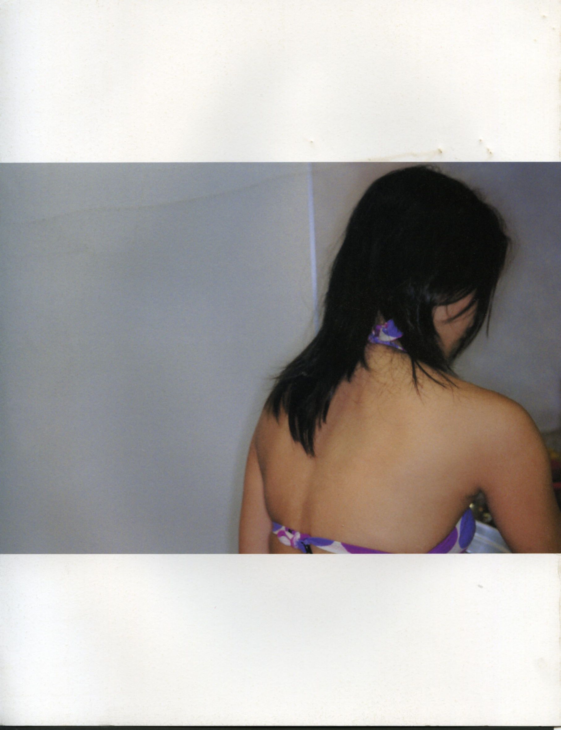 岩佐真悠子《イキズカイ》 [PhotoBook]