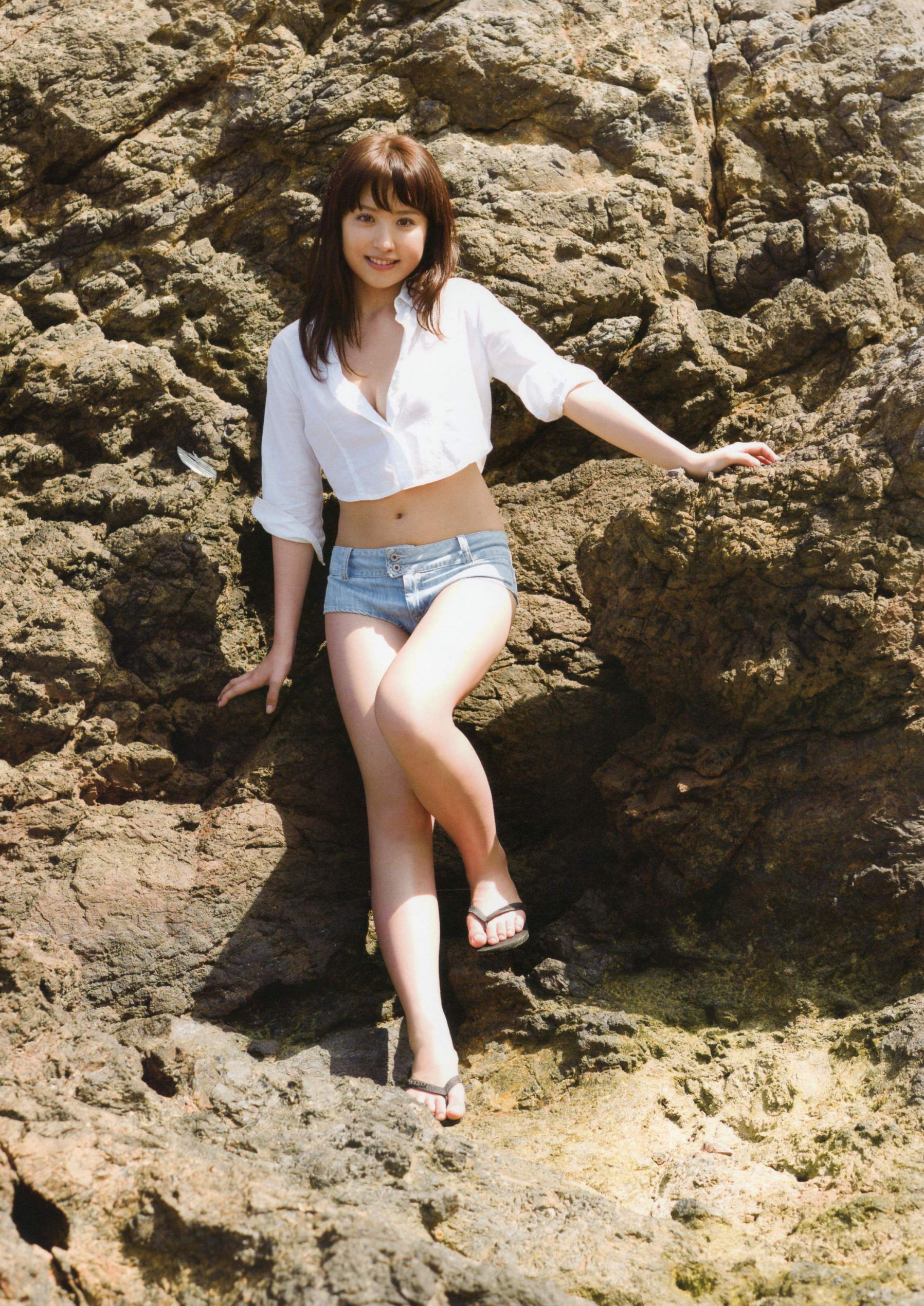 卫藤美彩《Color》 [PhotoBook]