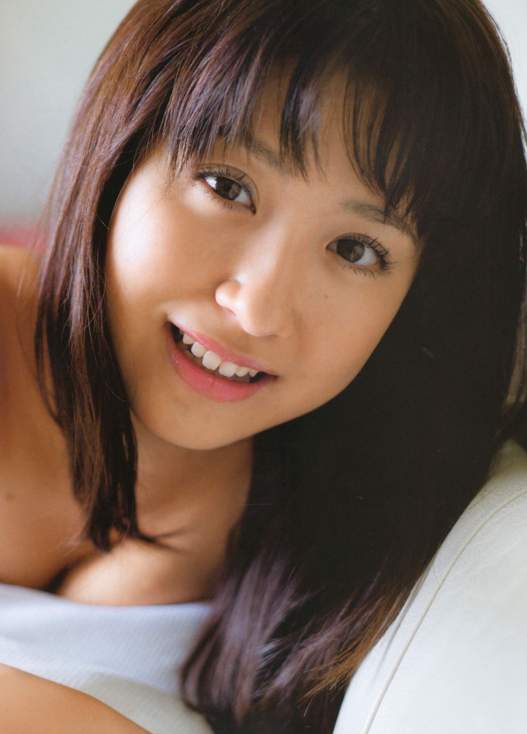 卫藤美彩《Color》 [PhotoBook]