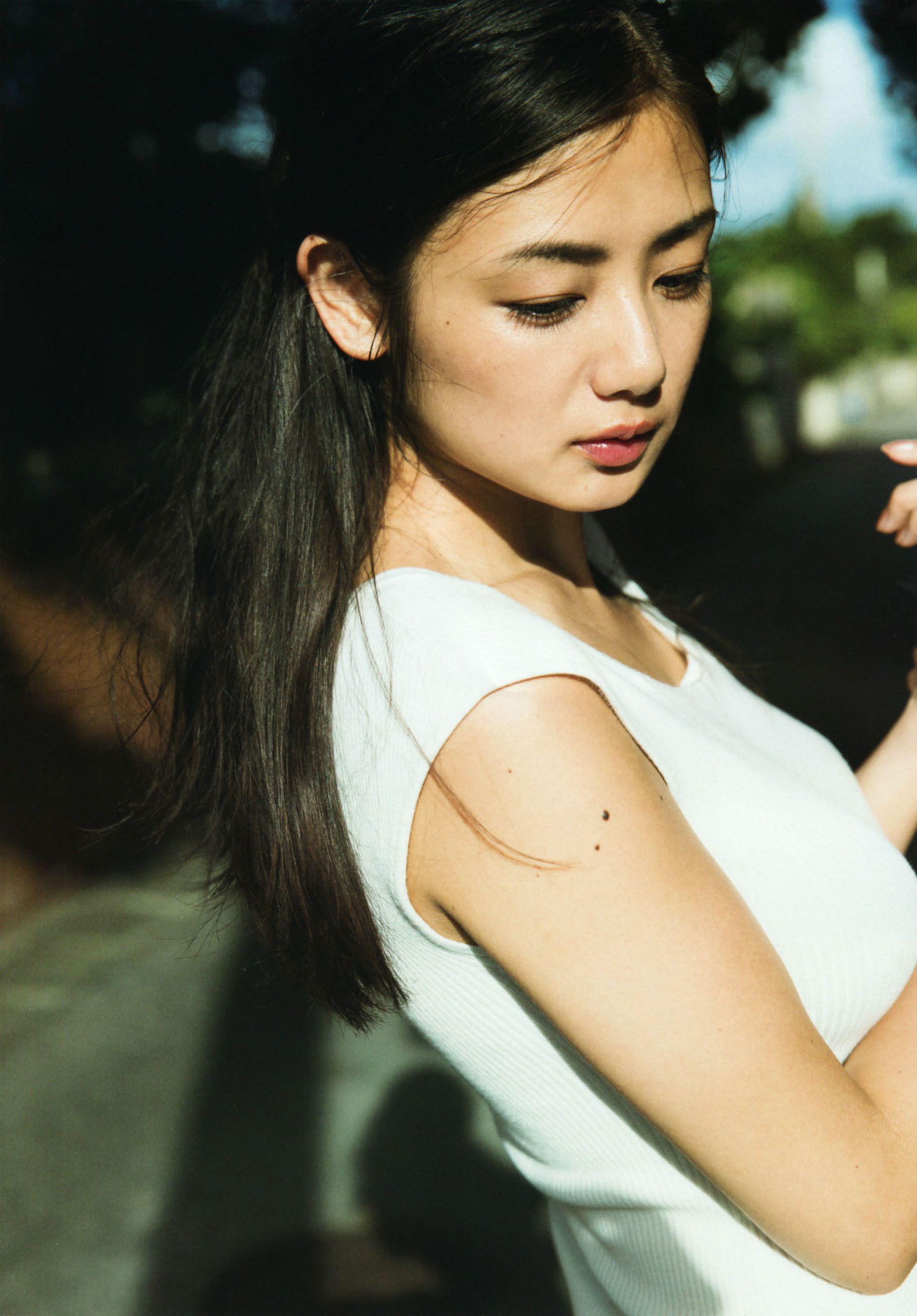 片山萌美《人魚》 [Photo book]