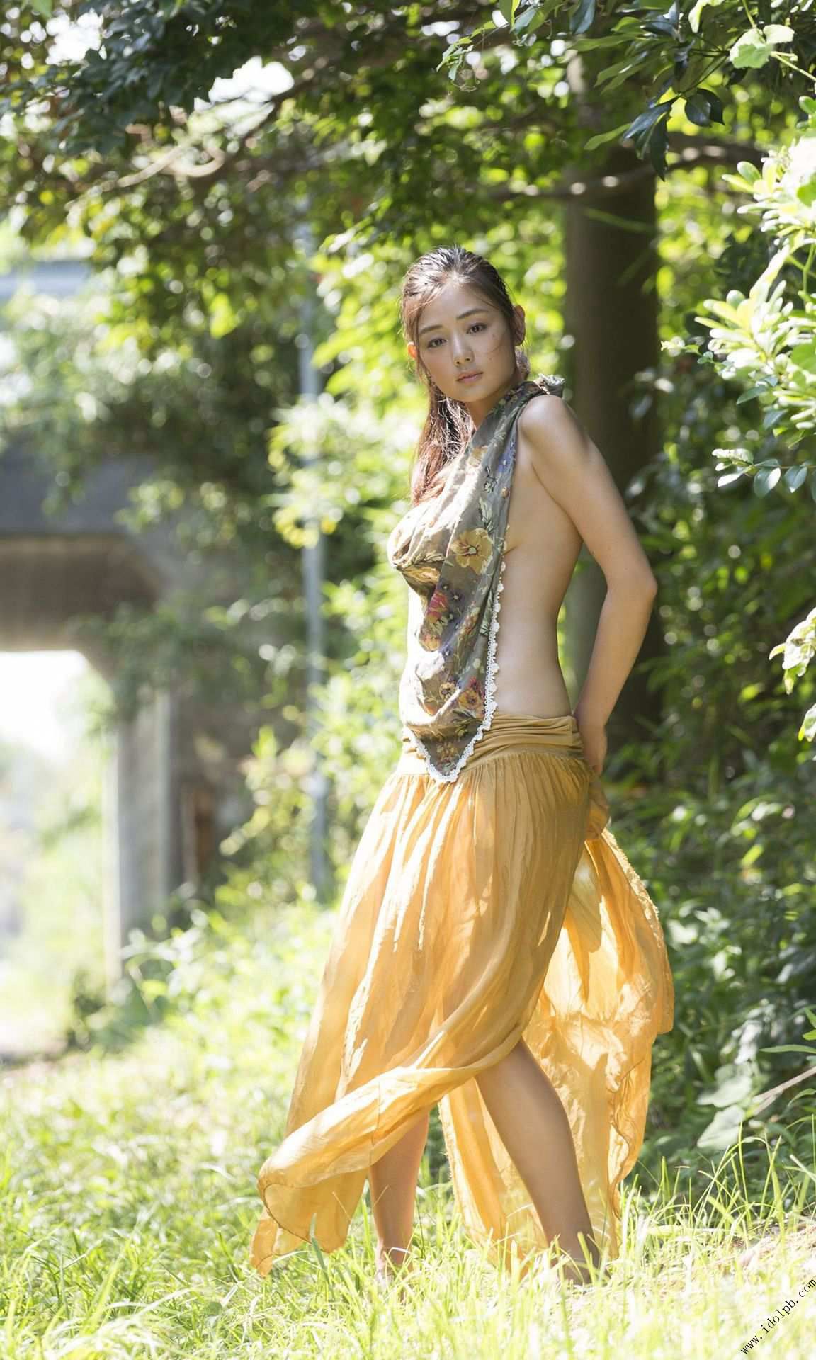 片山萌美《大和撫子》 [PhotoBook]