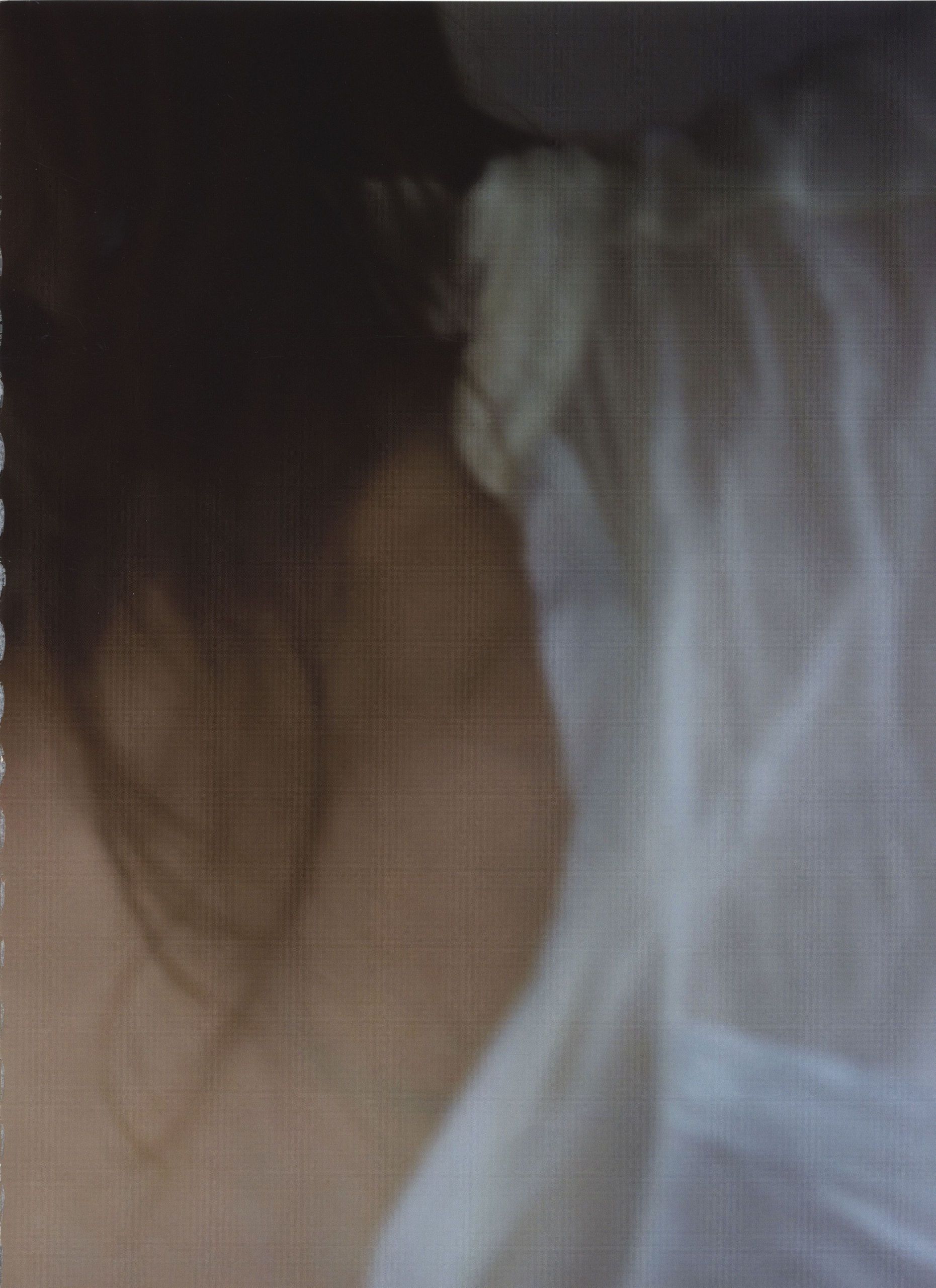 中村愛美 《Lyin  Eyes》 [PhotoBook]
