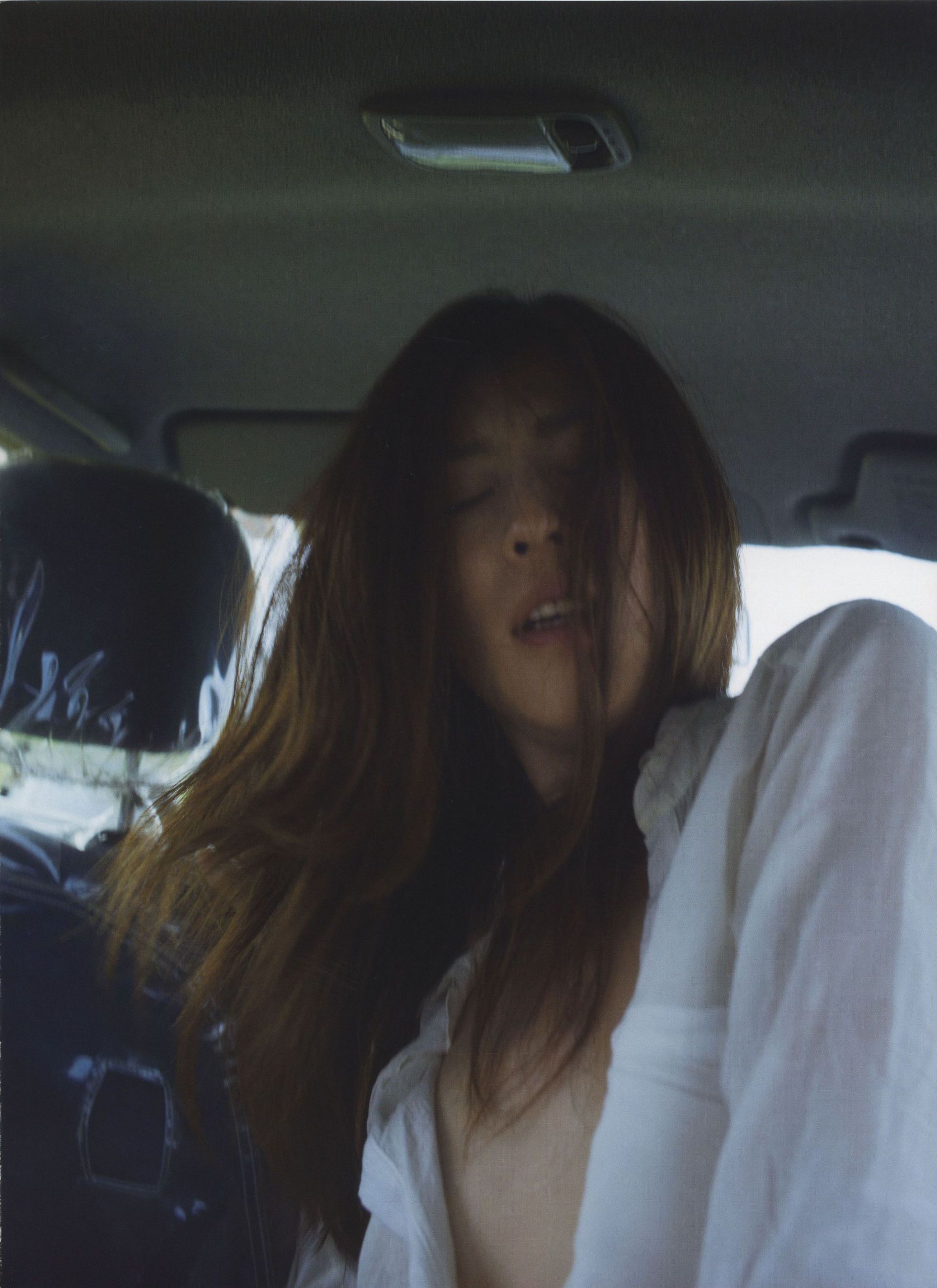 中村愛美 《Lyin  Eyes》 [PhotoBook]