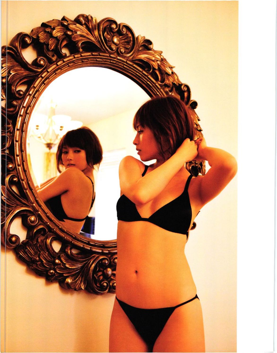 安倍夏美 《Subway》 [PhotoBook]