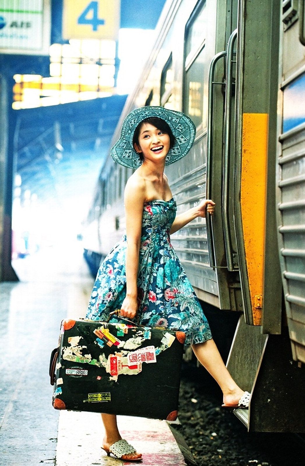 Rei Okamoto 岡本玲 《OKAMO》 [PhotoBook]