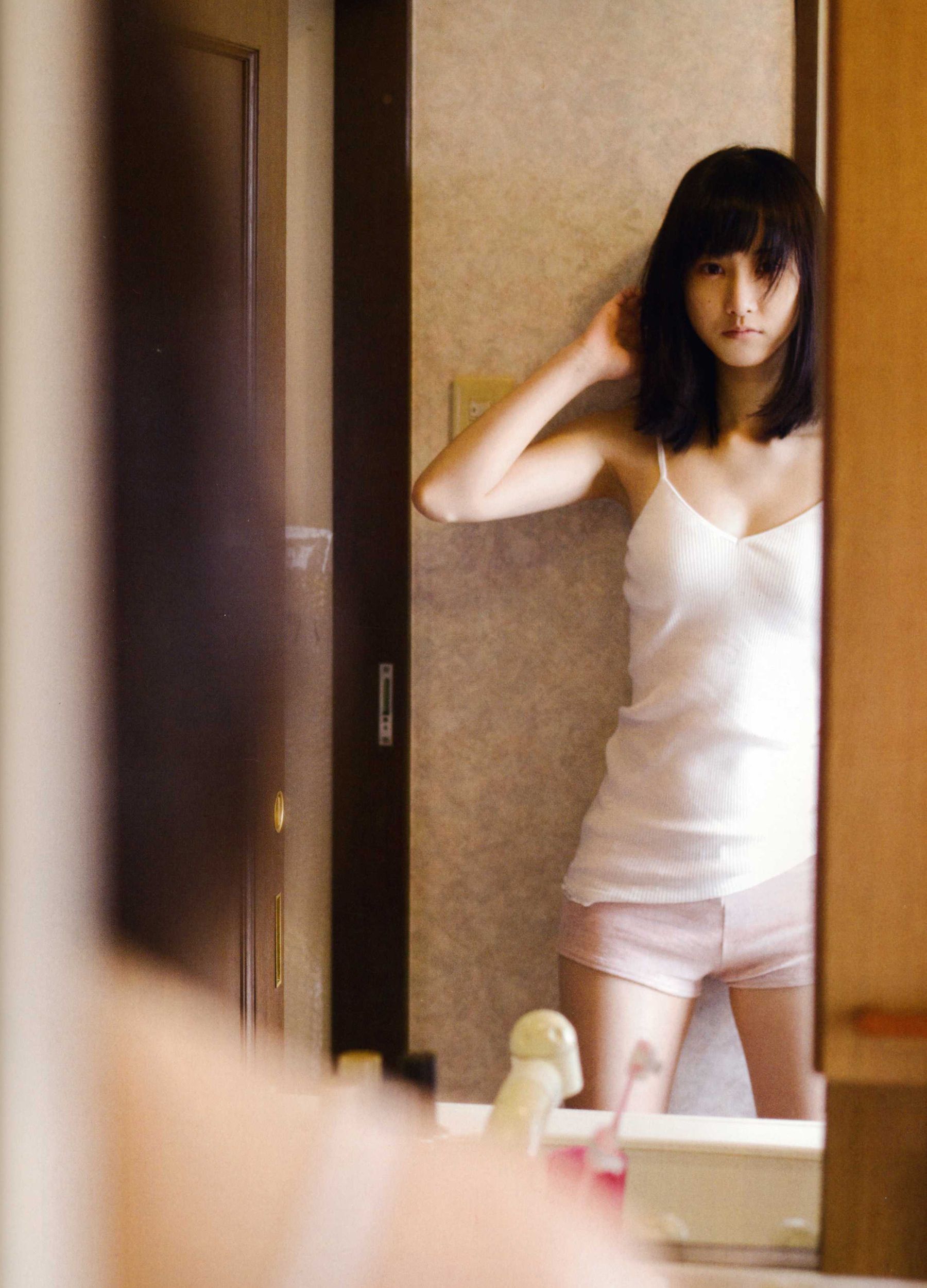 松井玲奈 《Kingyo》 Goldfish [PB]