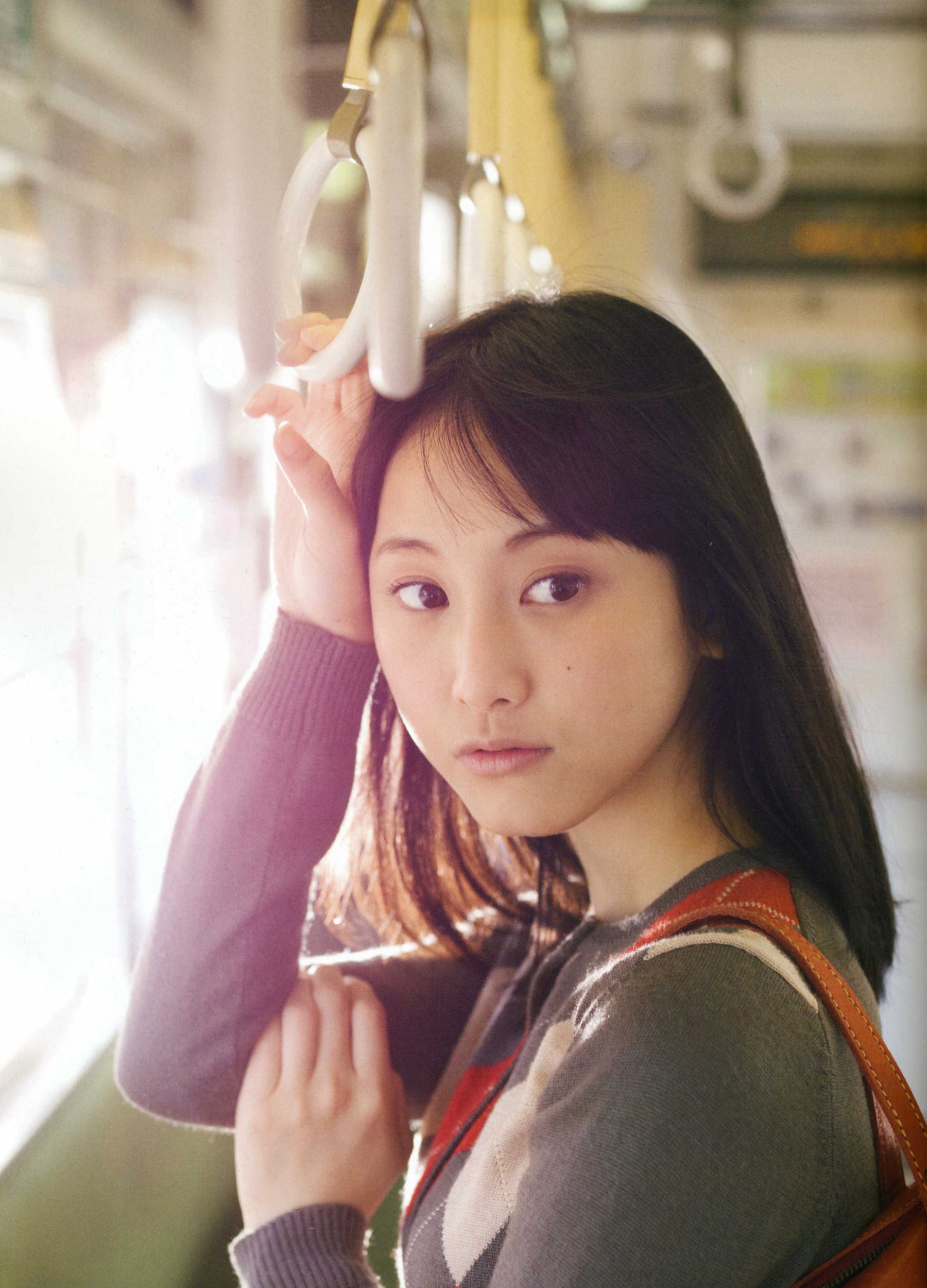 松井玲奈 《Kingyo》 Goldfish [PB]