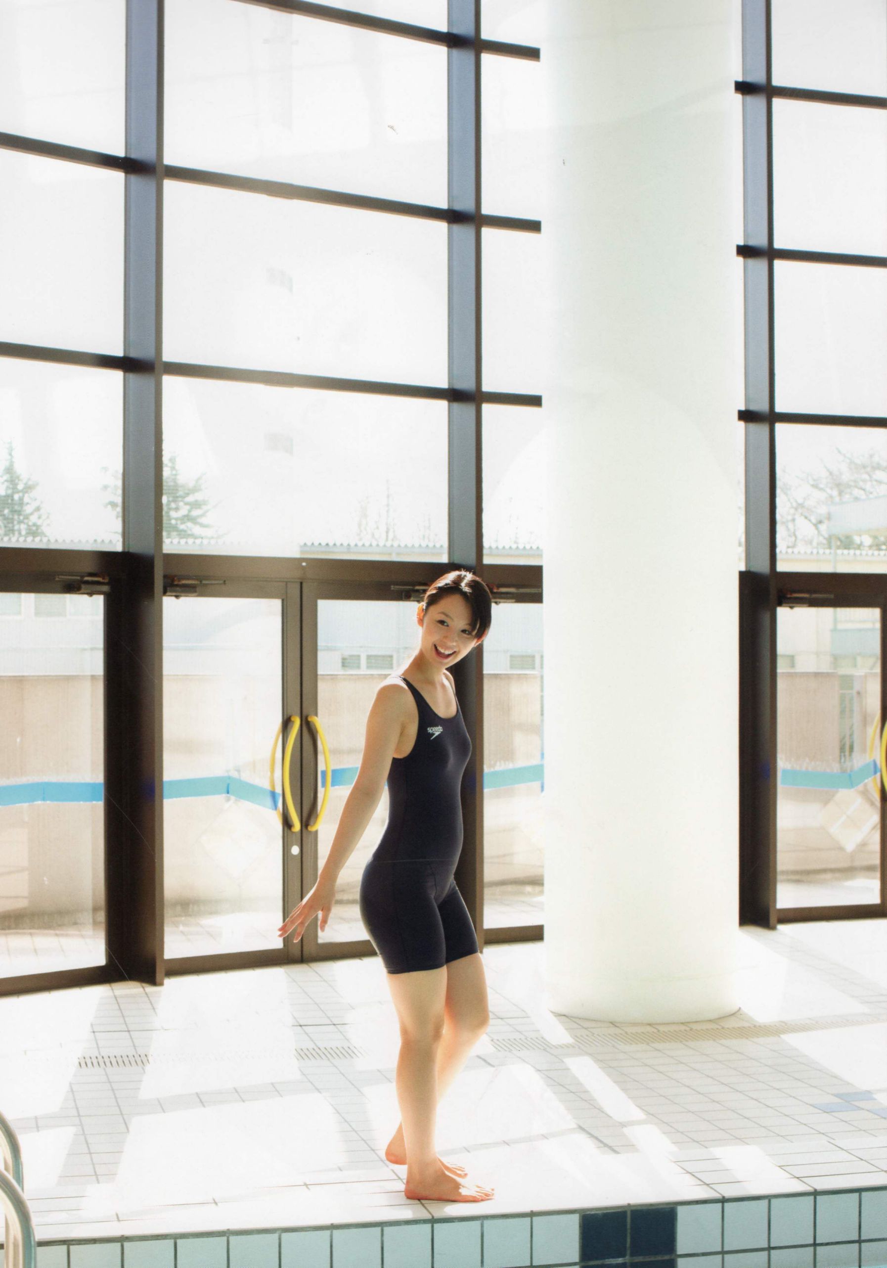 小池里奈 《Graduation》 [PhotoBook]