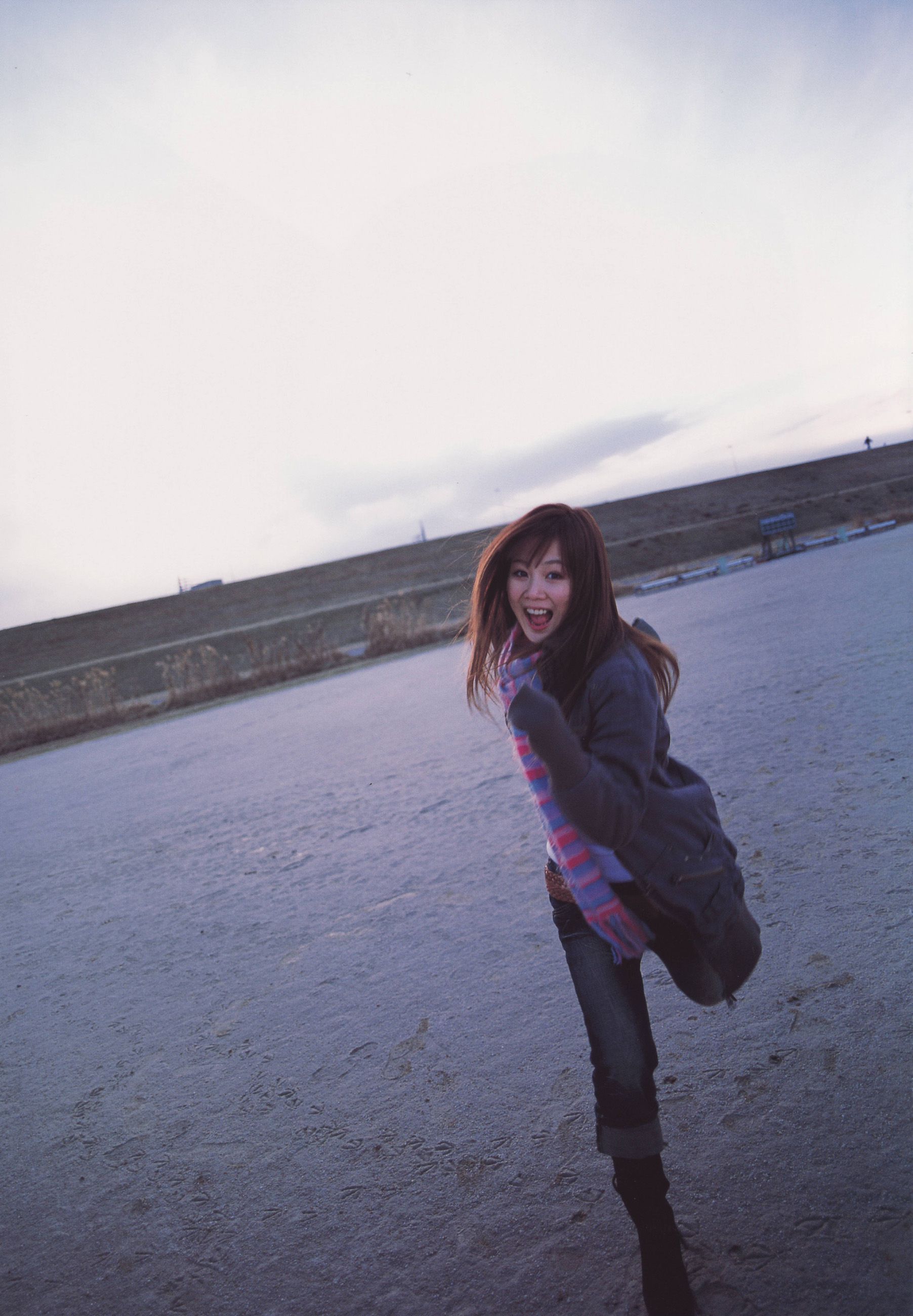 新垣里沙 《happygirl》 [Photobook]
