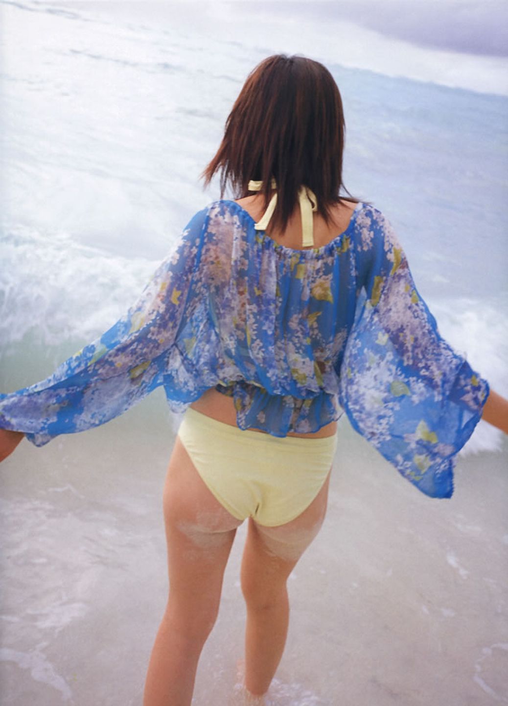 島本里沙《Richa》 [PhotoBook]