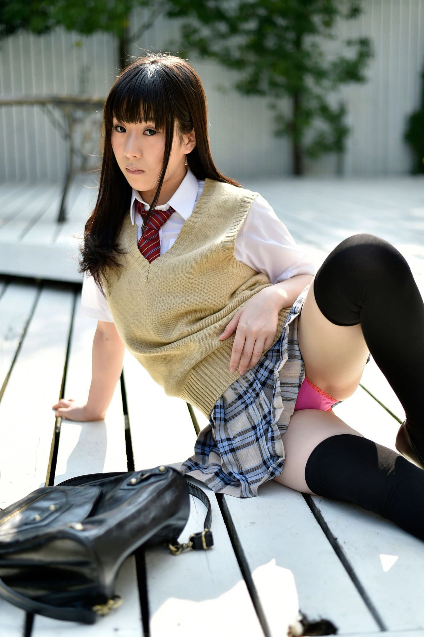 雨宮留菜 《女子校生 萌える絶対領域》 [PB]