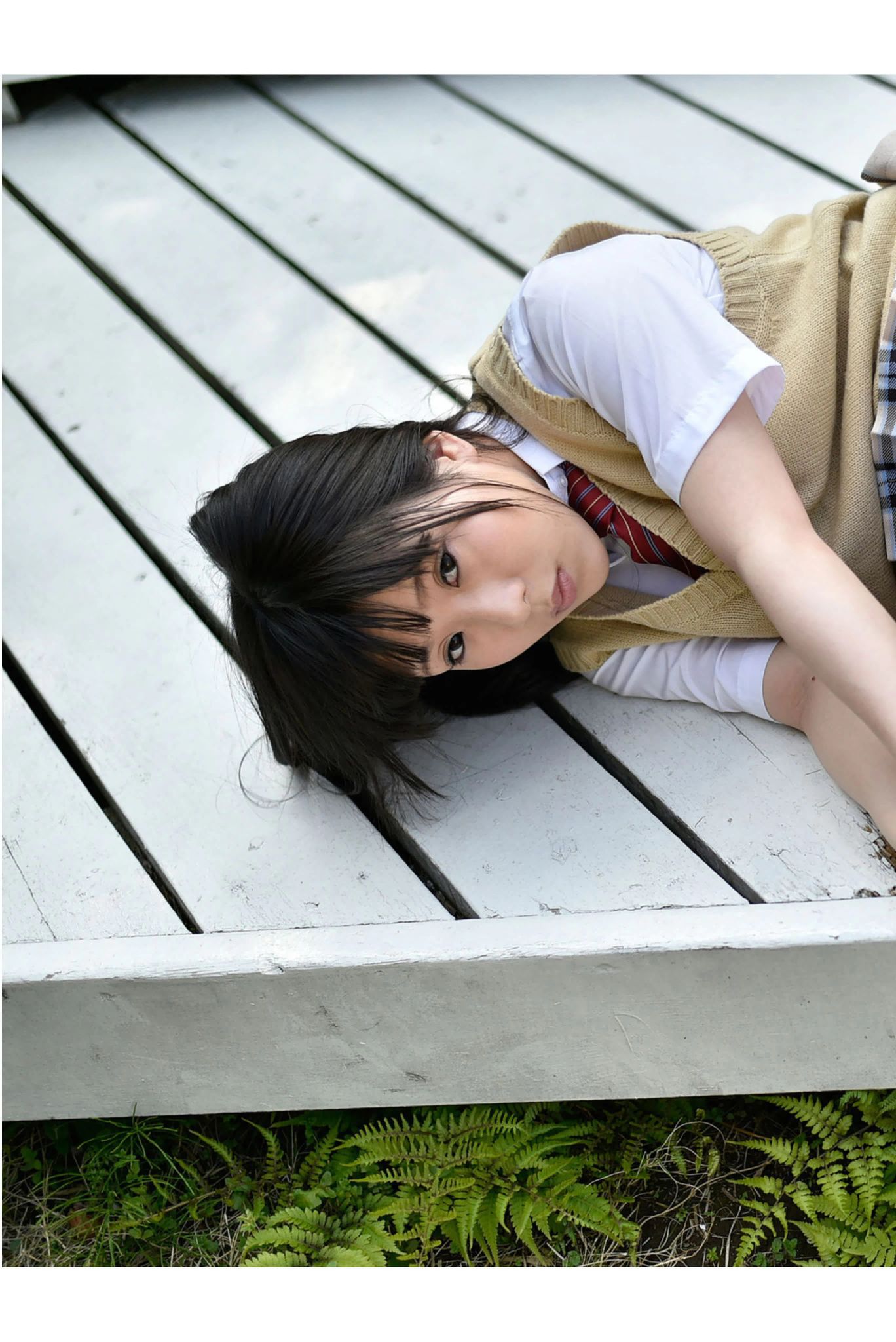 雨宮留菜 《女子校生 萌える絶対領域》 [PB]