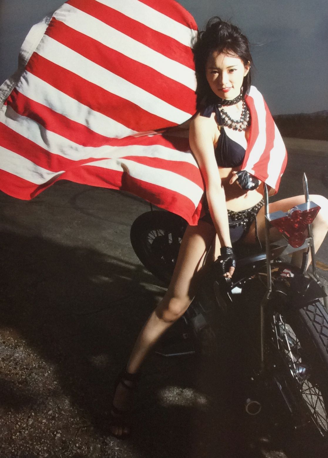 山本彩《SY》 Photo By LESLIE KEE [PB]