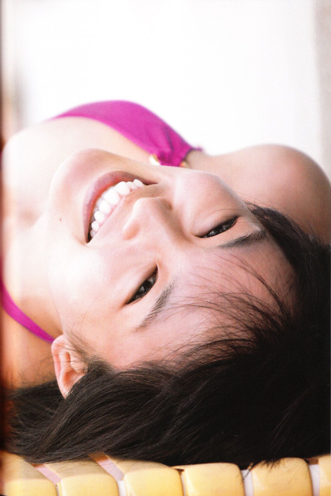 Sayaka Yamamoto 山本彩《みる神》[Photo book]