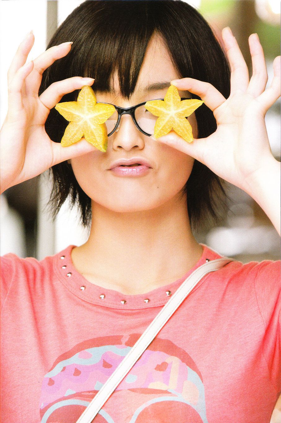 Sayaka Yamamoto 山本彩《みる神》[Photo book]