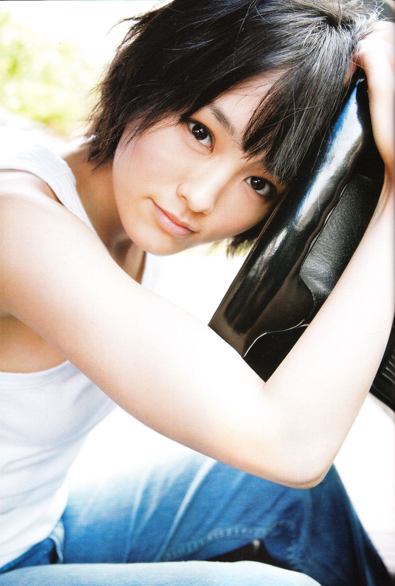 Sayaka Yamamoto 山本彩《みる神》[Photo book]