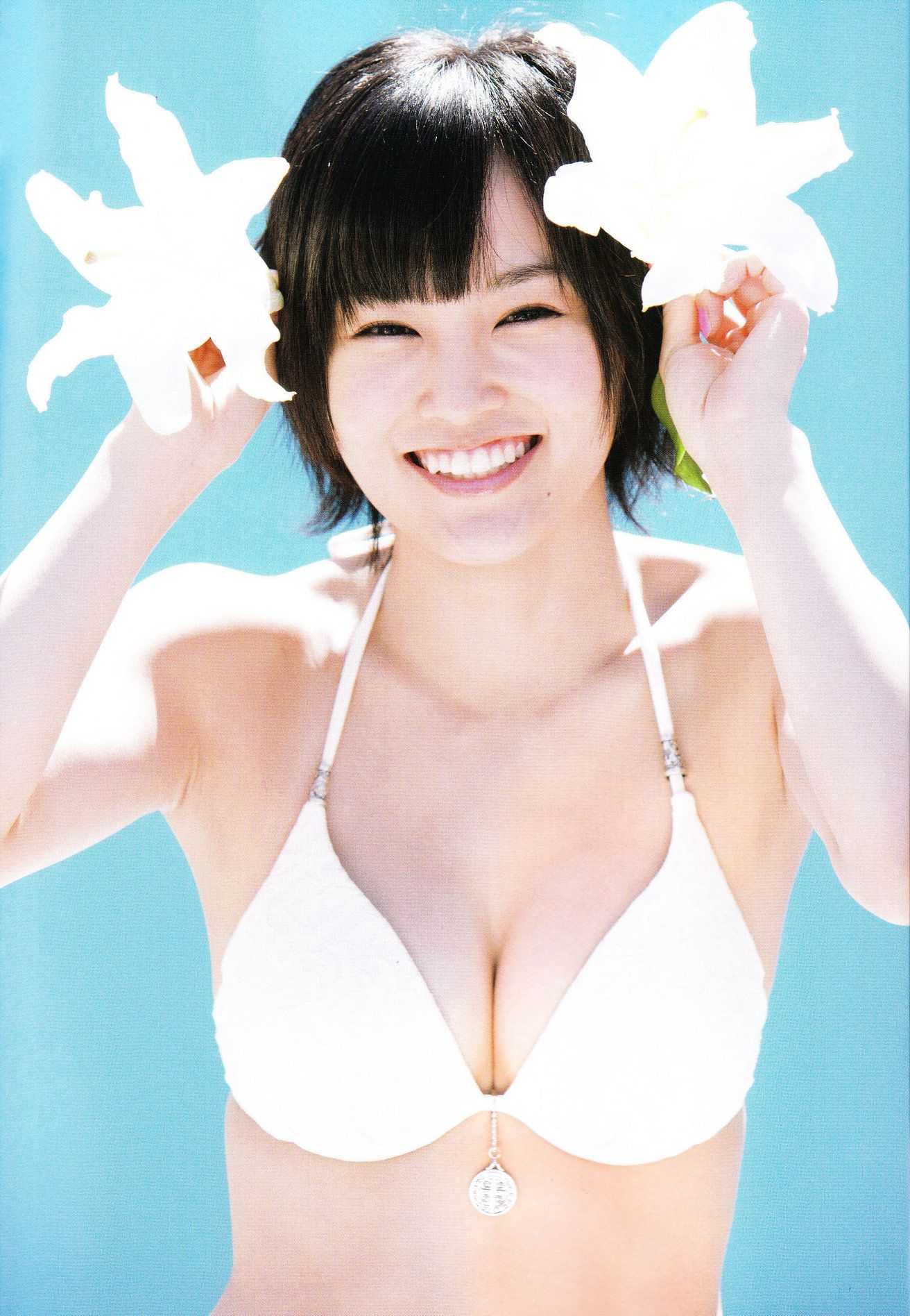 Sayaka Yamamoto 山本彩《みる神》[Photo book]