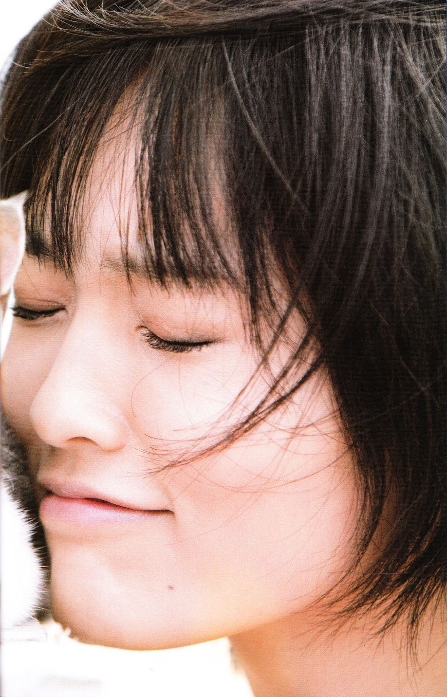 Sayaka Yamamoto 山本彩《みる神》[Photo book]