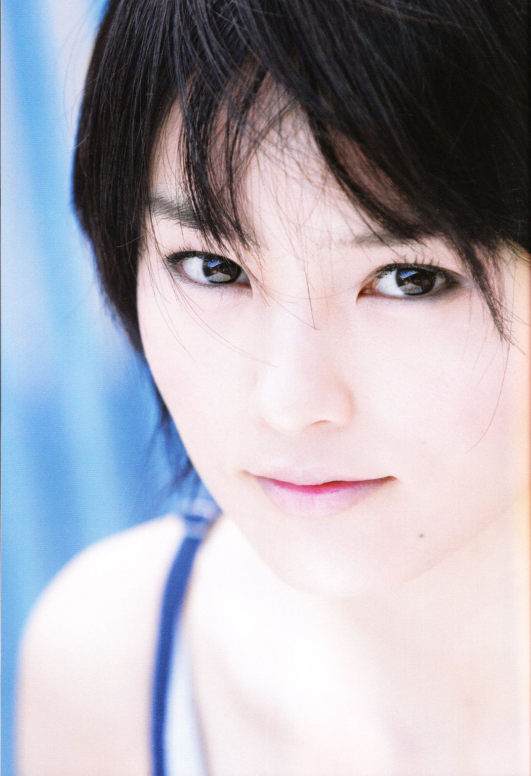 Sayaka Yamamoto 山本彩《みる神》[Photo book]
