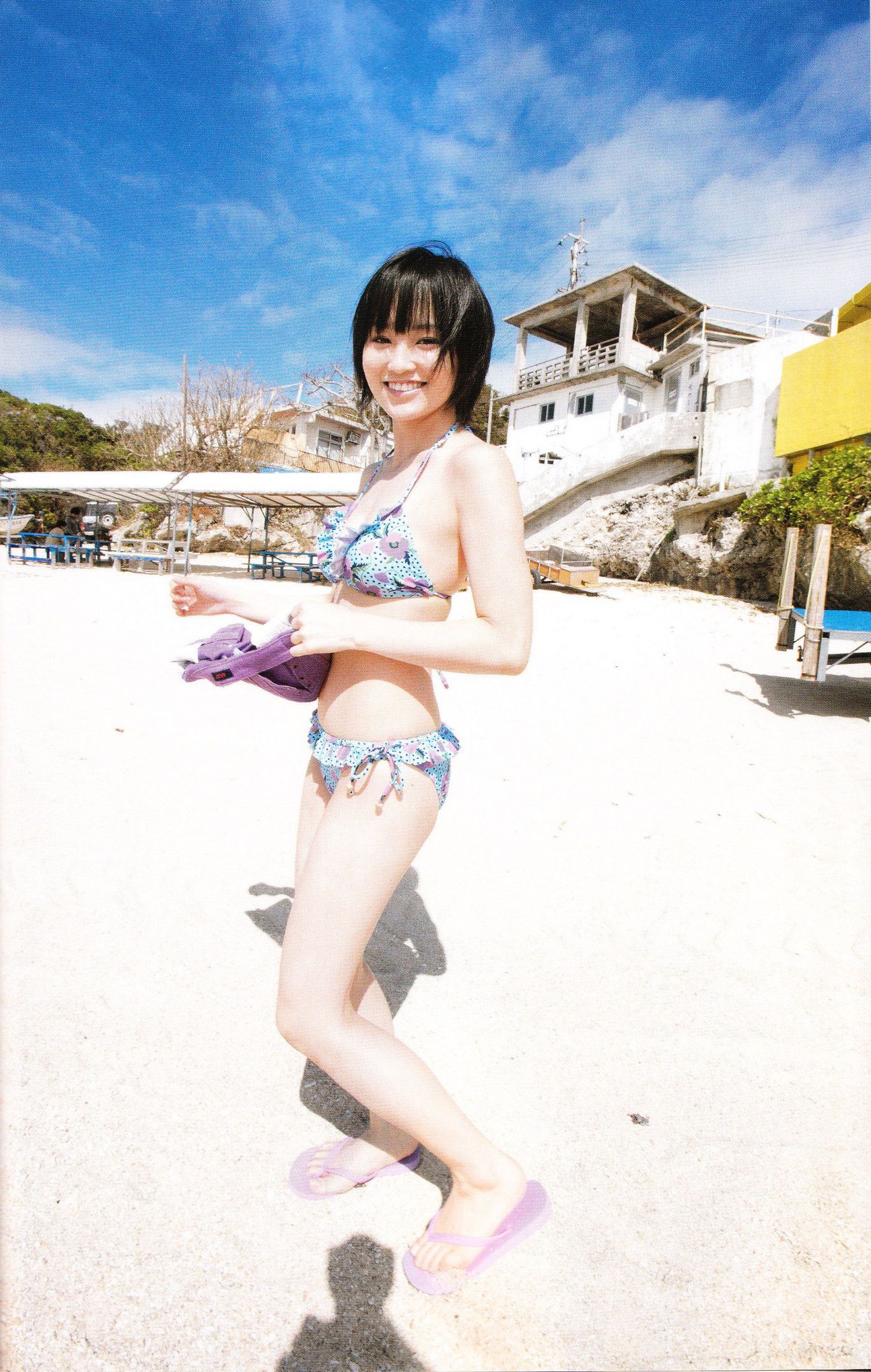 Sayaka Yamamoto 山本彩《みる神》[Photo book]