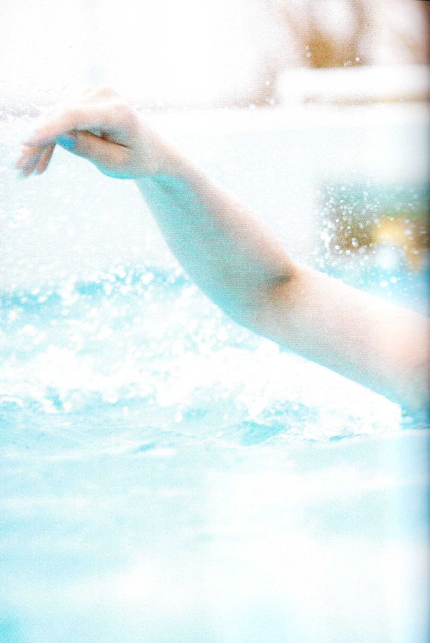 Sayaka Yamamoto 山本彩《みる神》[Photo book]