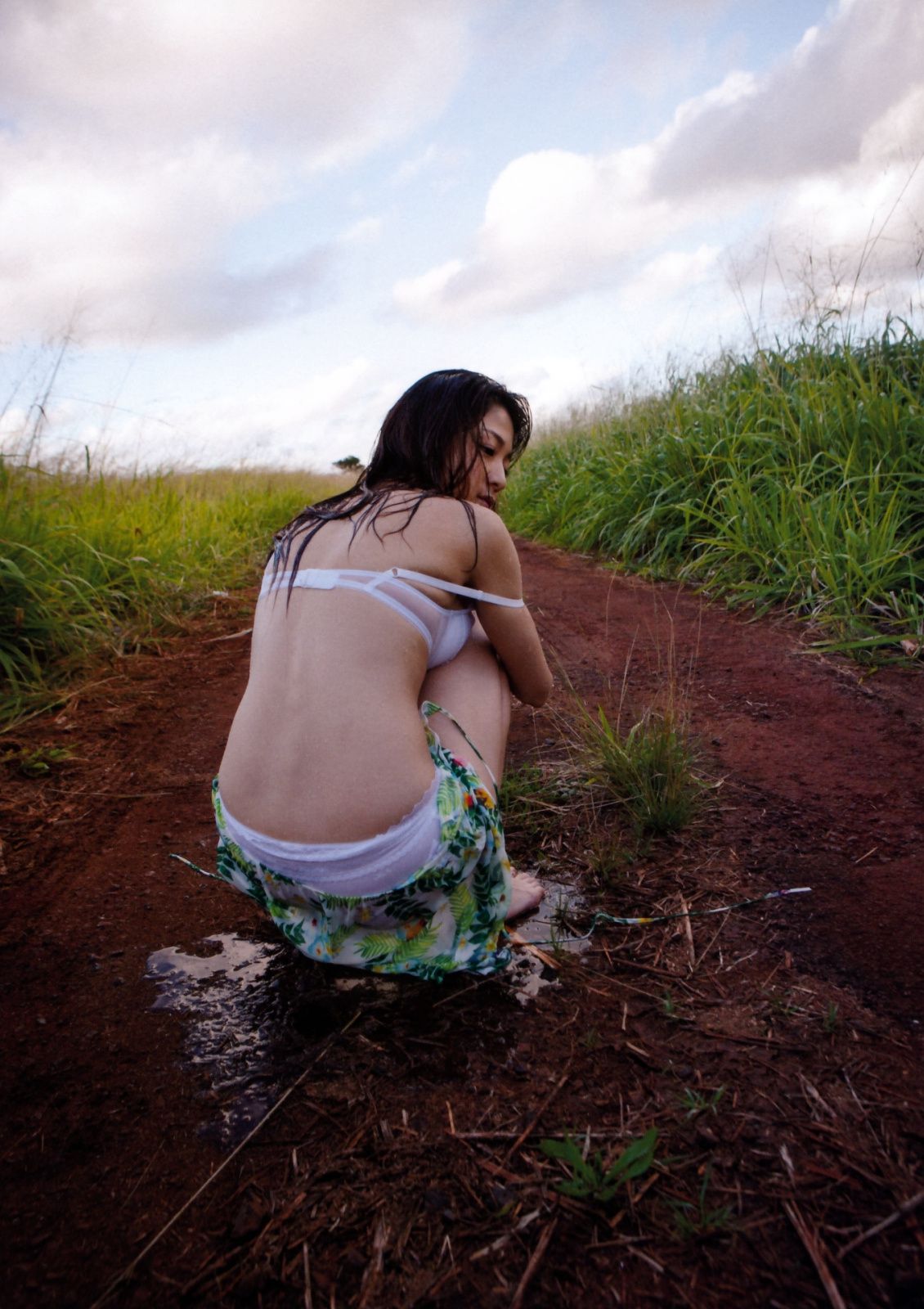 中村静香《Afureru》 [PhotoBook]