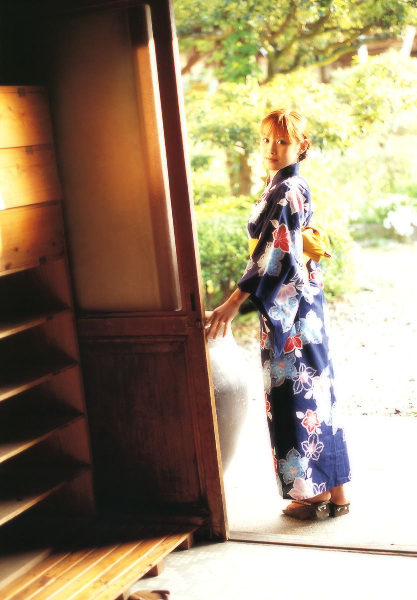高橋愛《愛ごころ Ai Gokoro》 [PB]