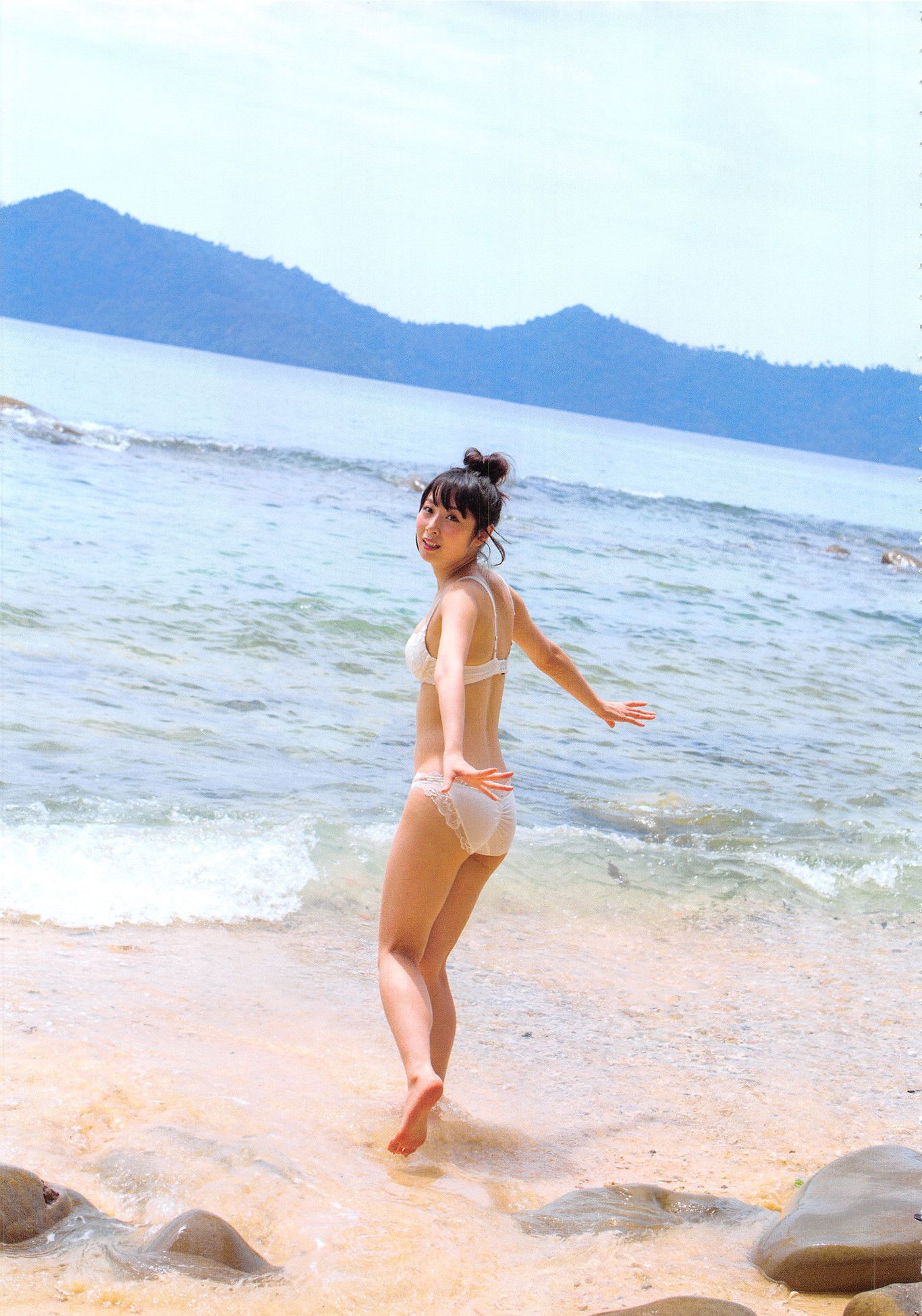 高柳明音《Churi》 [Photobook]