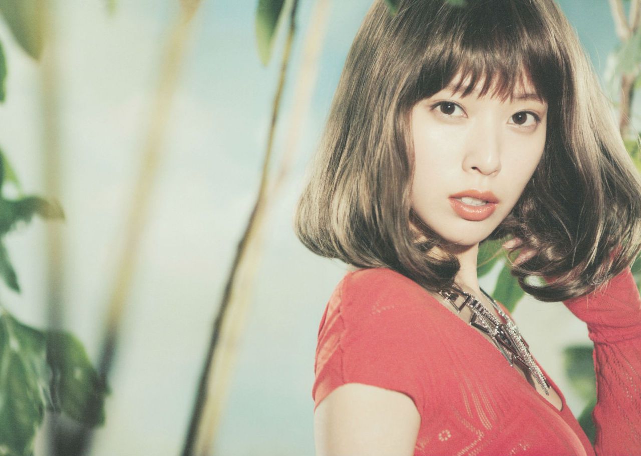 户田惠梨香 《IQUEEN》 [PhotoBook]