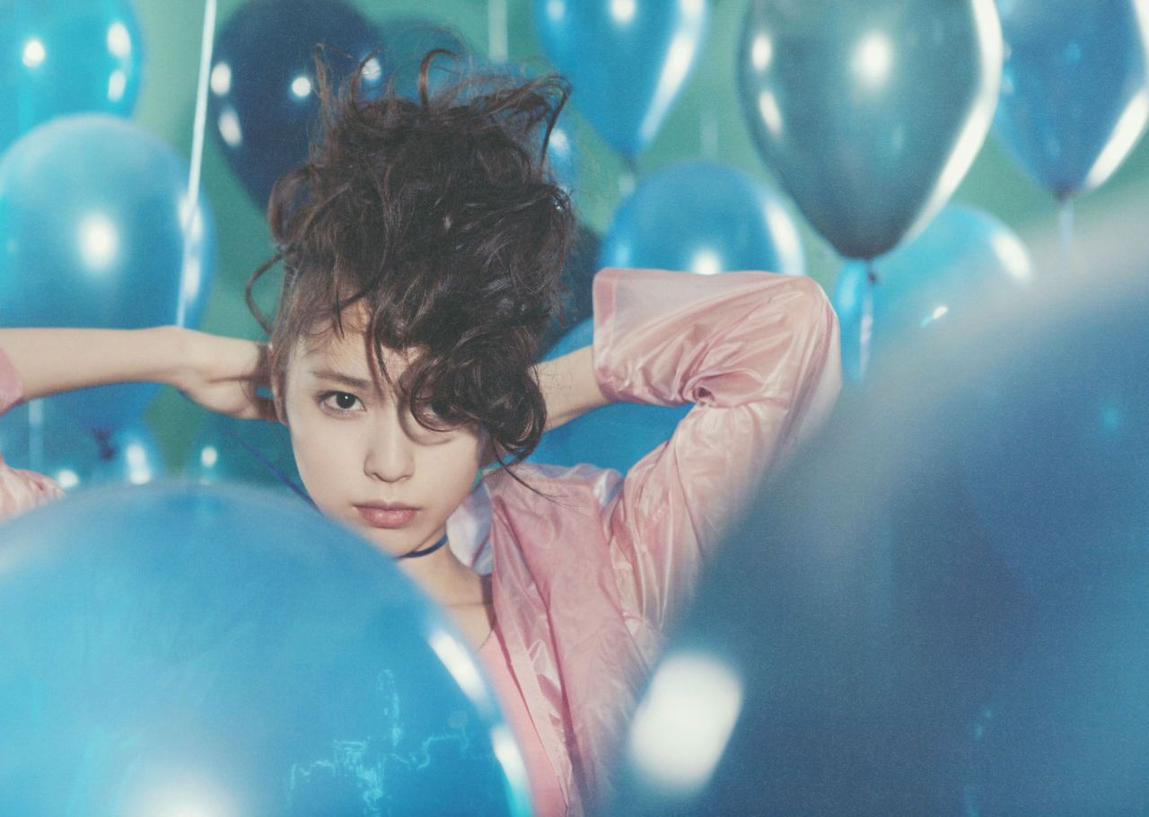 户田惠梨香 《IQUEEN》 [PhotoBook]
