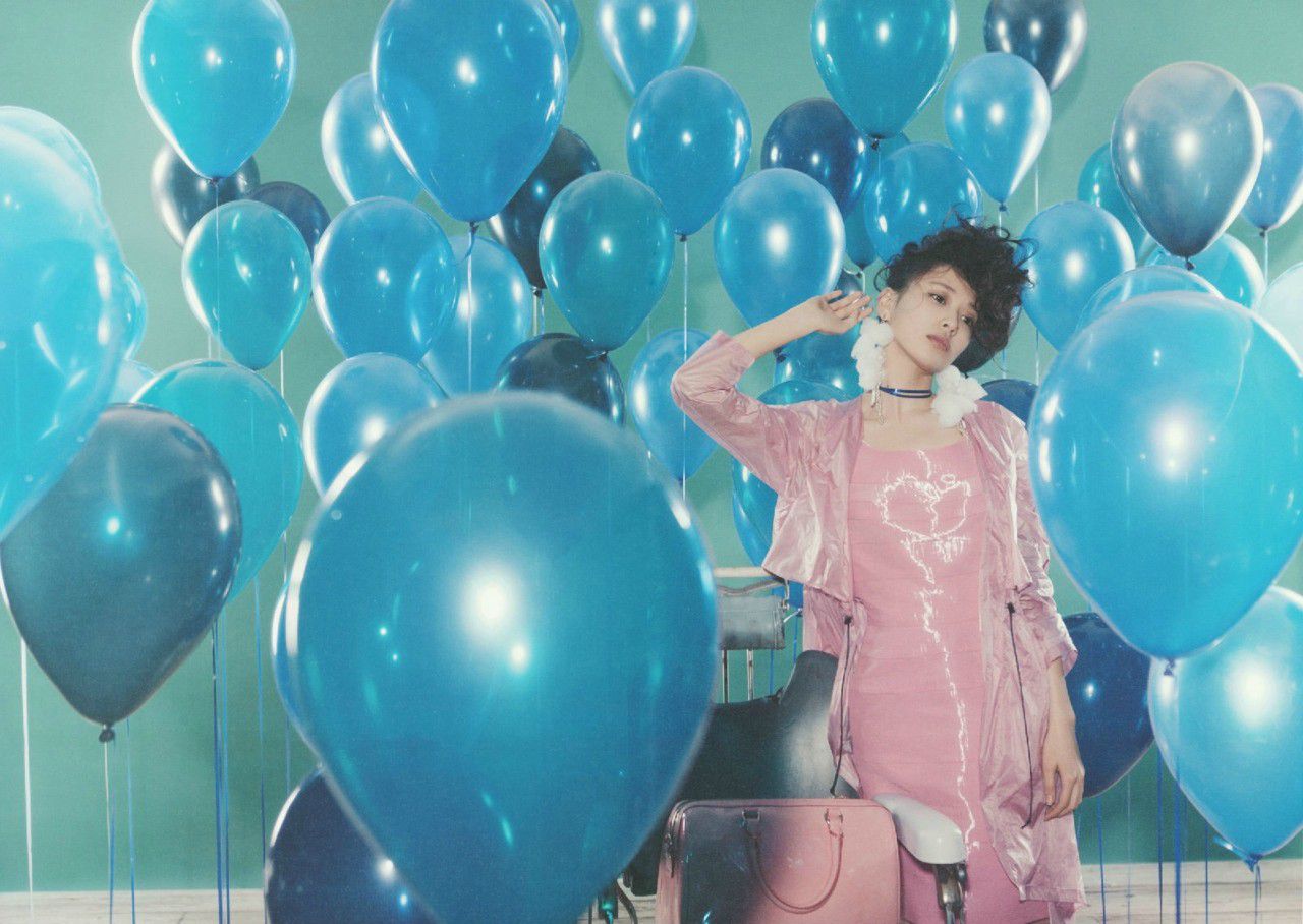 户田惠梨香 《IQUEEN》 [PhotoBook]