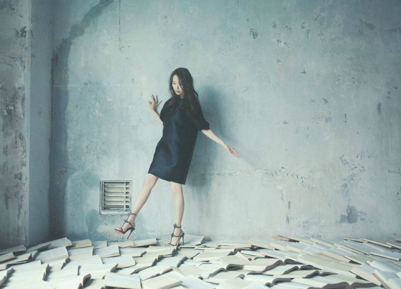 户田惠梨香 《IQUEEN》 [PhotoBook]