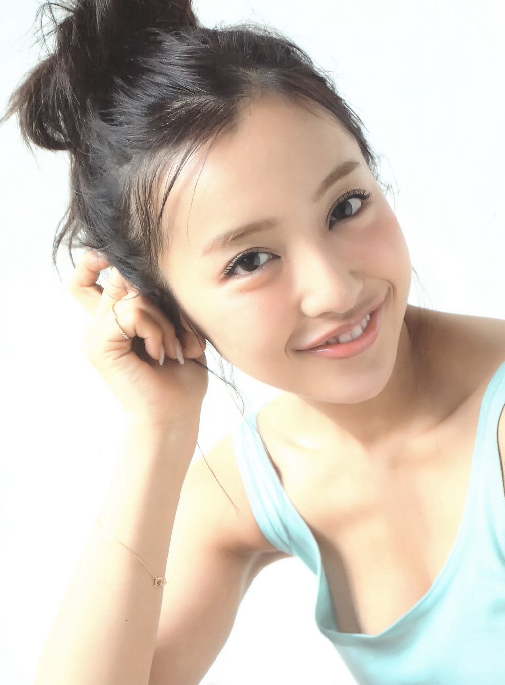 板野友美《Luv U》10週年紀念日 [PB]