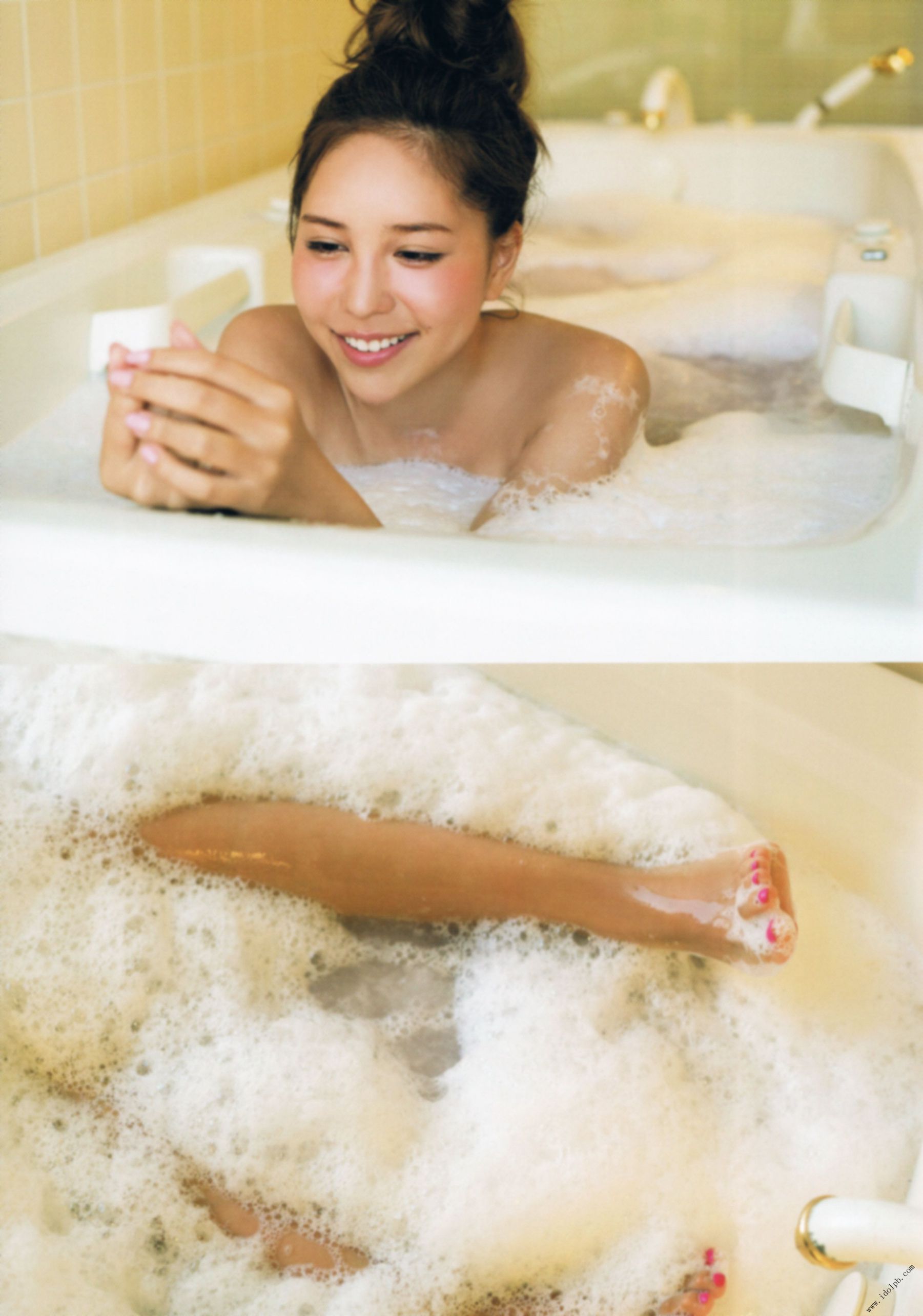 河西智美《灼けた》 [PhotoBook]