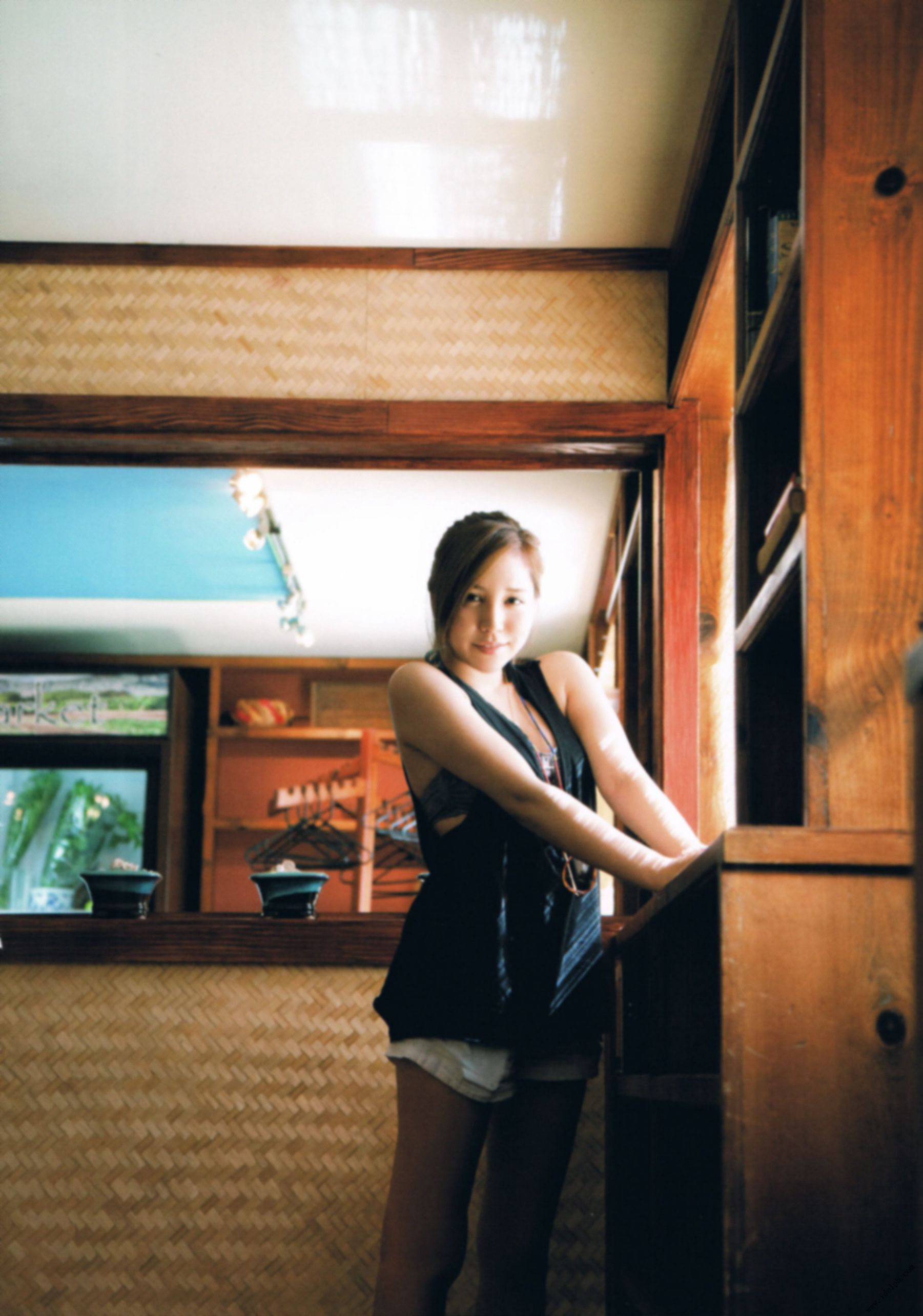 河西智美《灼けた》 [PhotoBook]