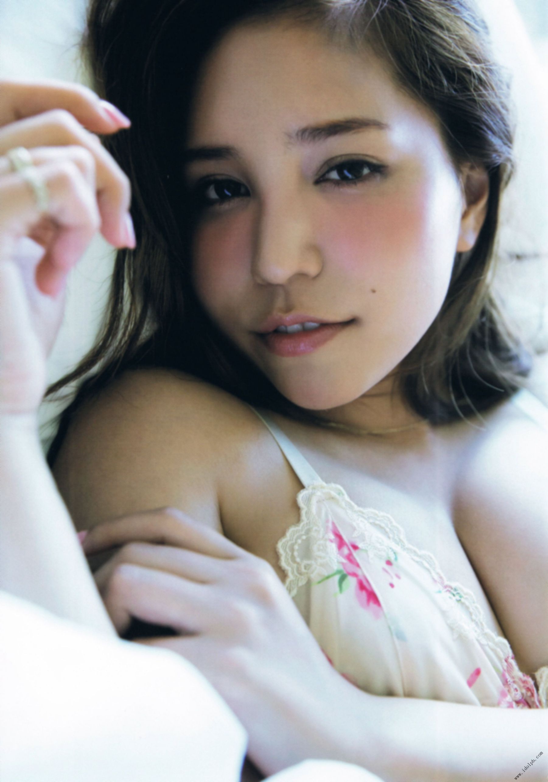 河西智美《灼けた》 [PhotoBook]