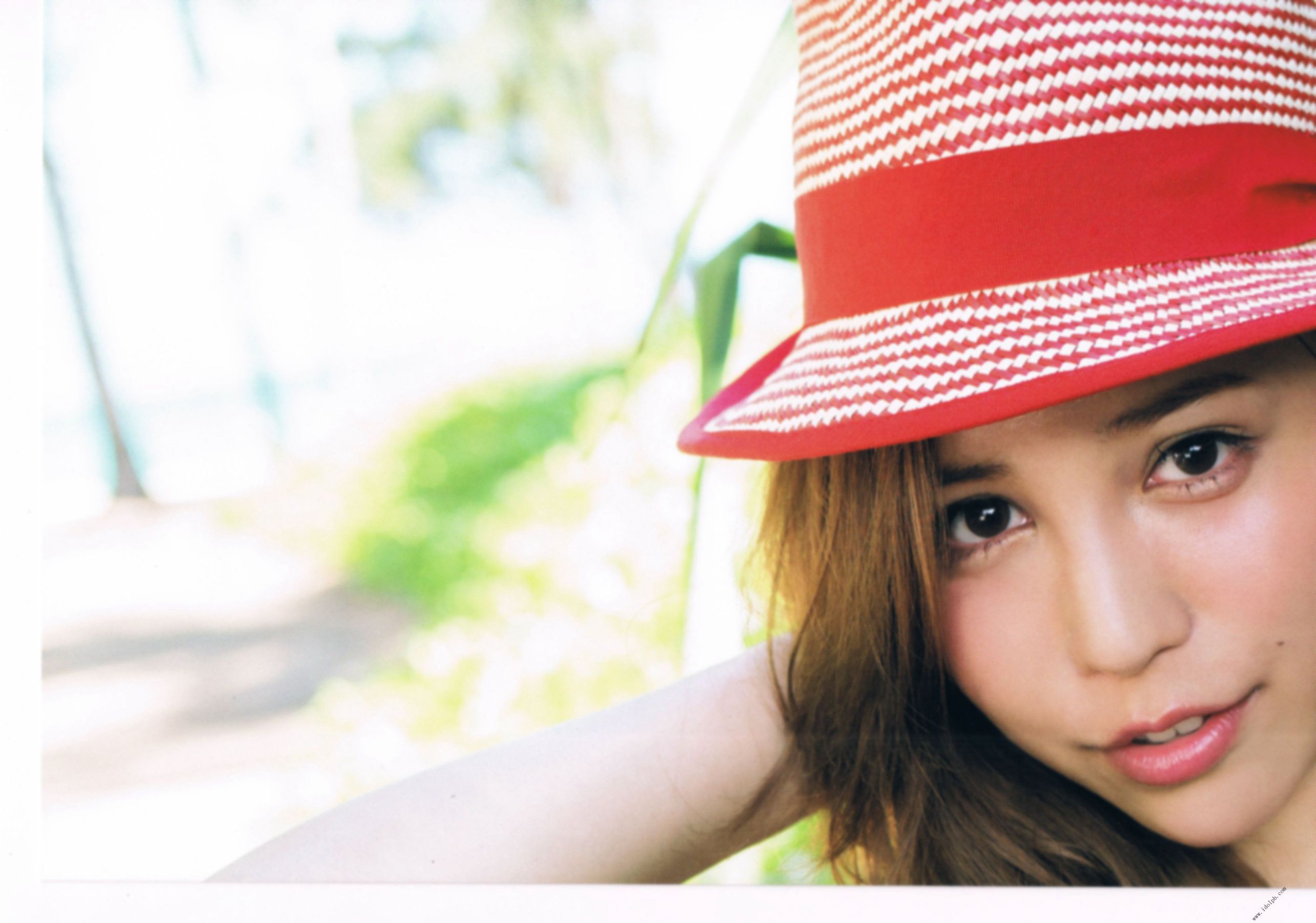 河西智美《灼けた》 [PhotoBook]