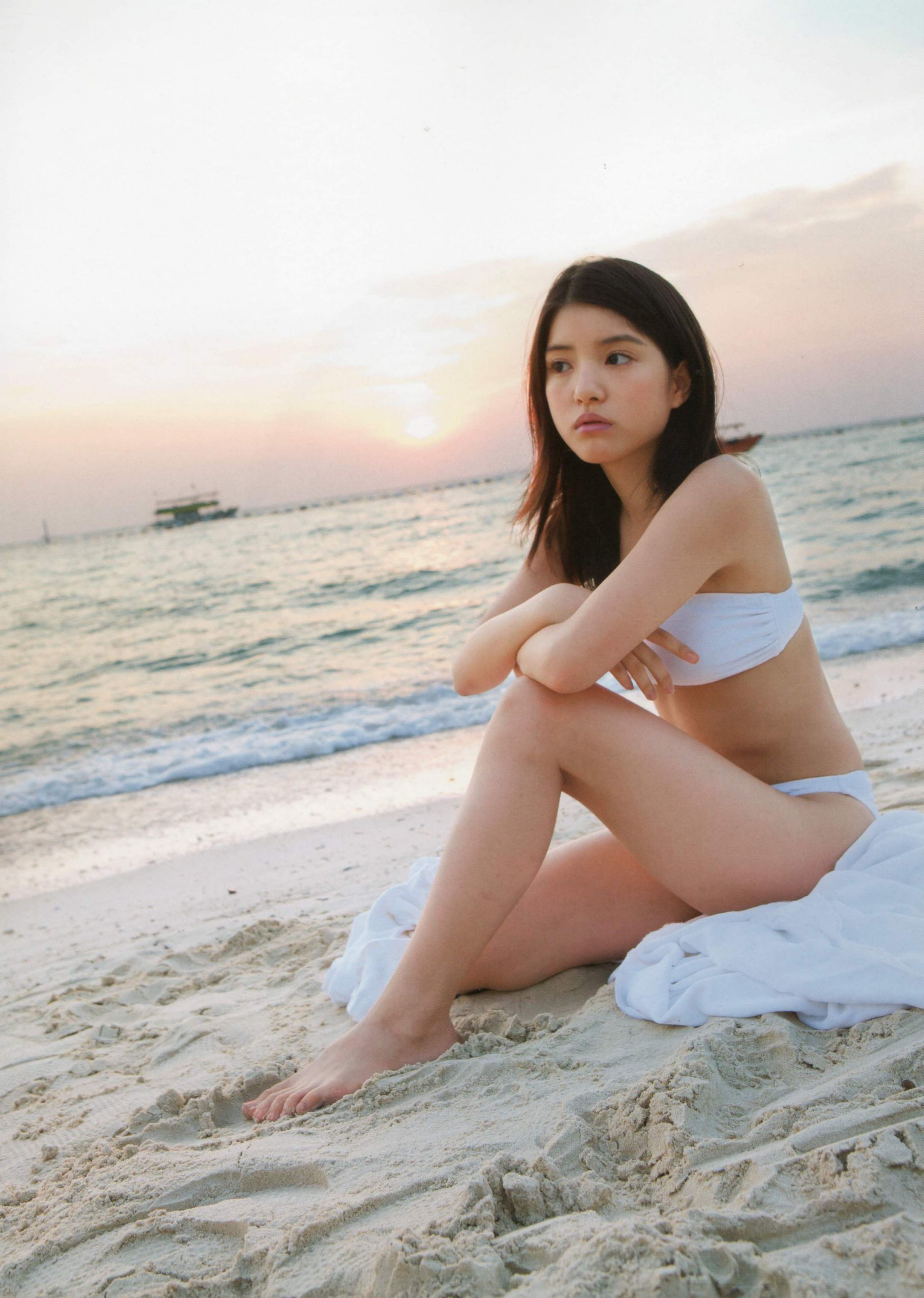 川岛海荷《Umikaze》 [PhotoBook]