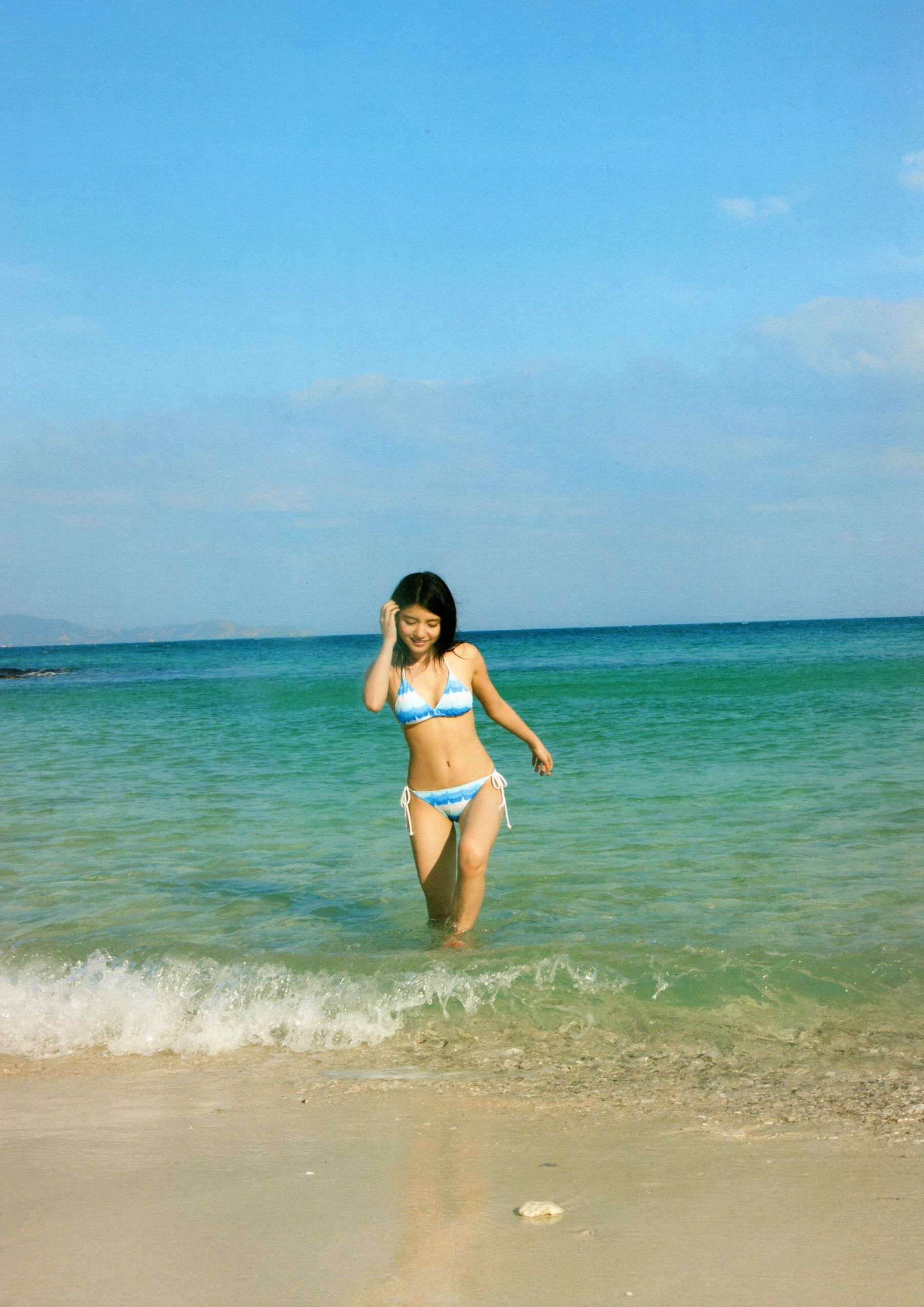 川岛海荷《Umikaze》 [PhotoBook]