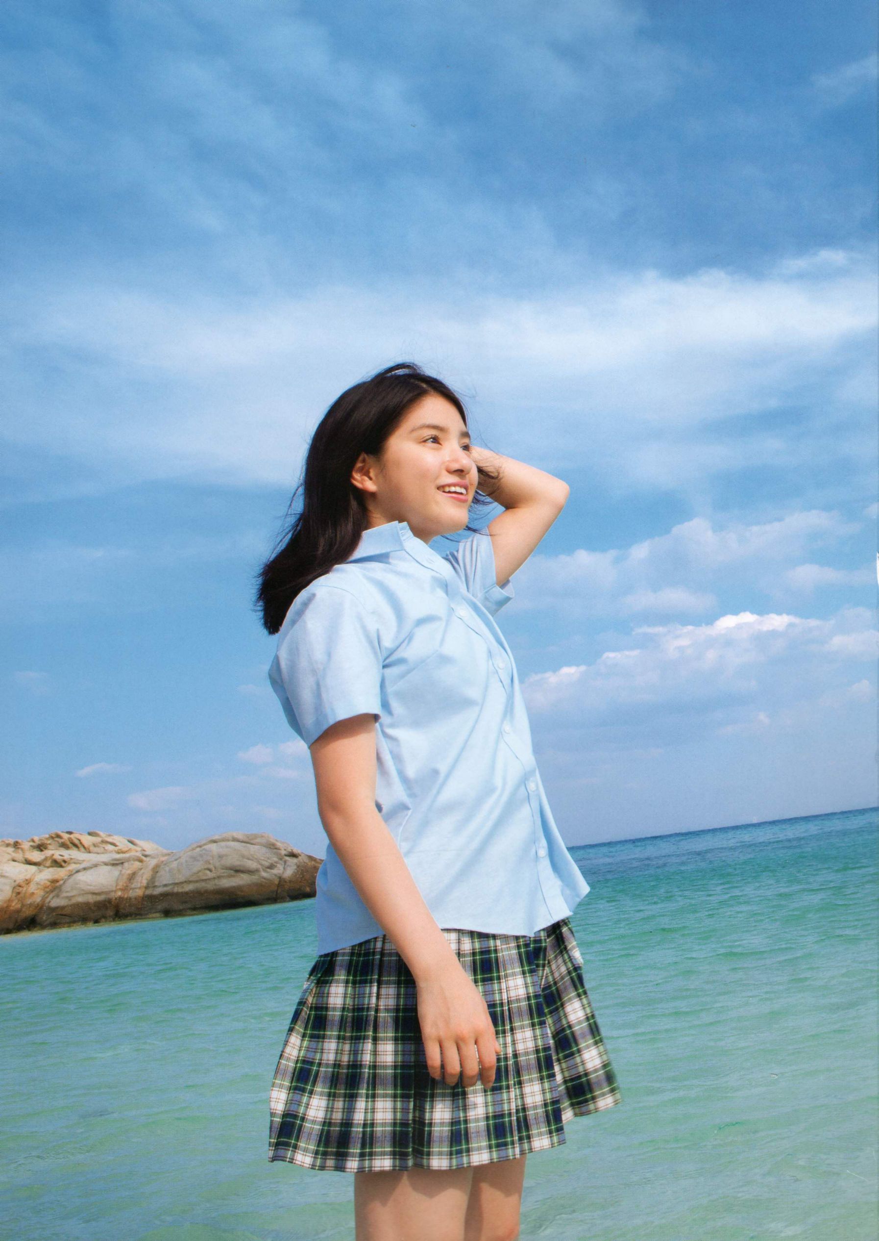 川岛海荷《Umikaze》 [PhotoBook]