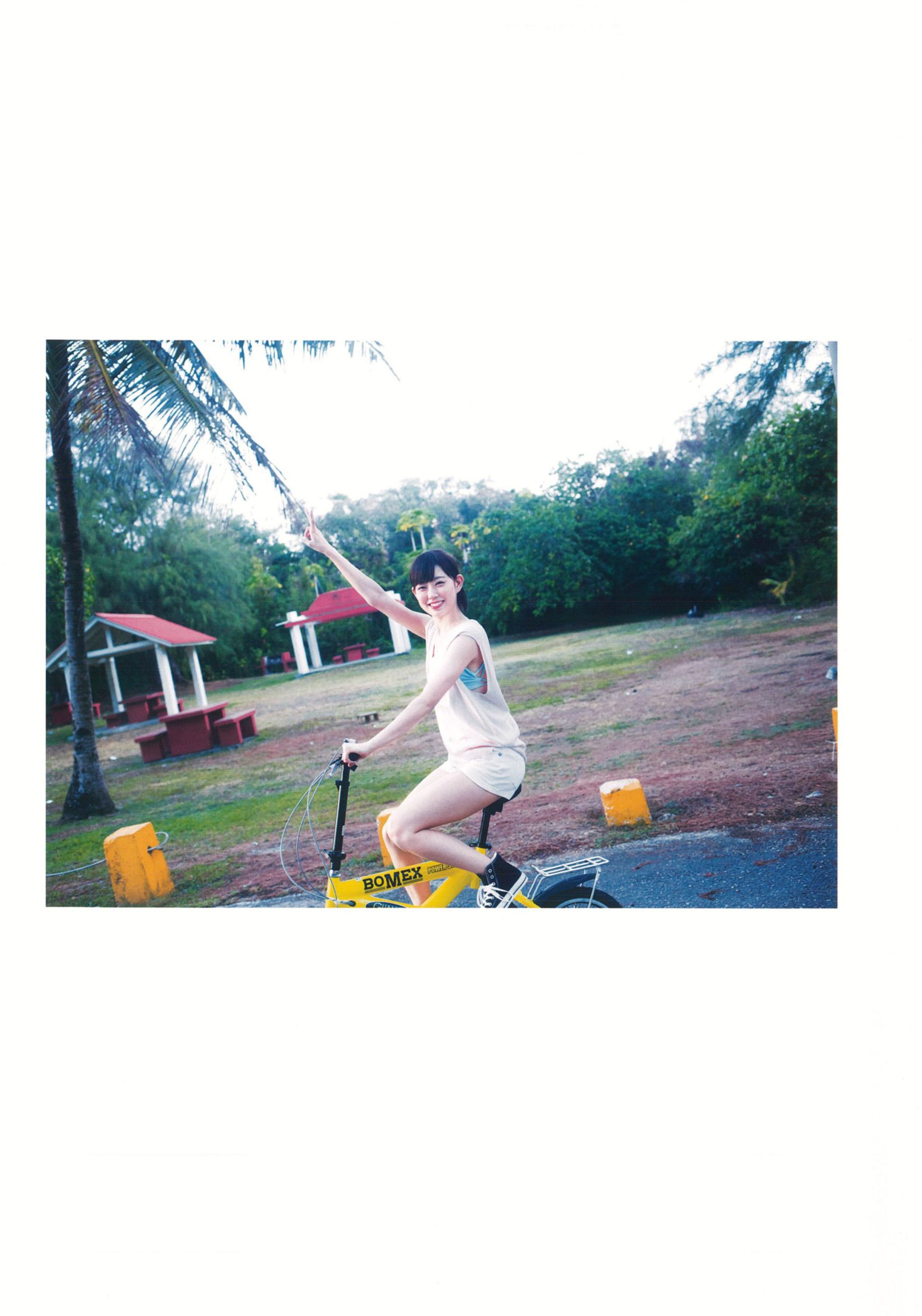 渡辺美優紀《 MW 》 [PhotoBook]
