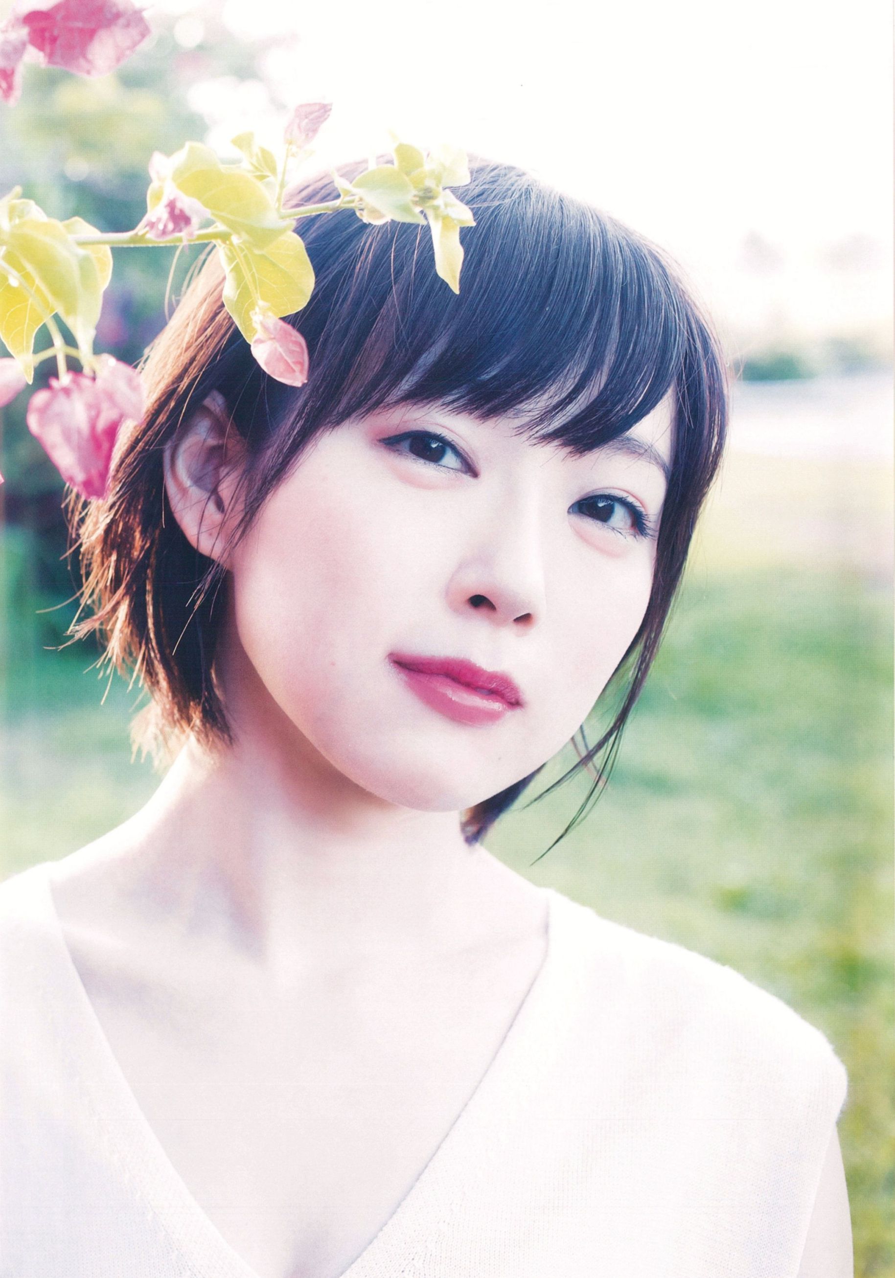 渡辺美優紀《 MW 》 [PhotoBook]