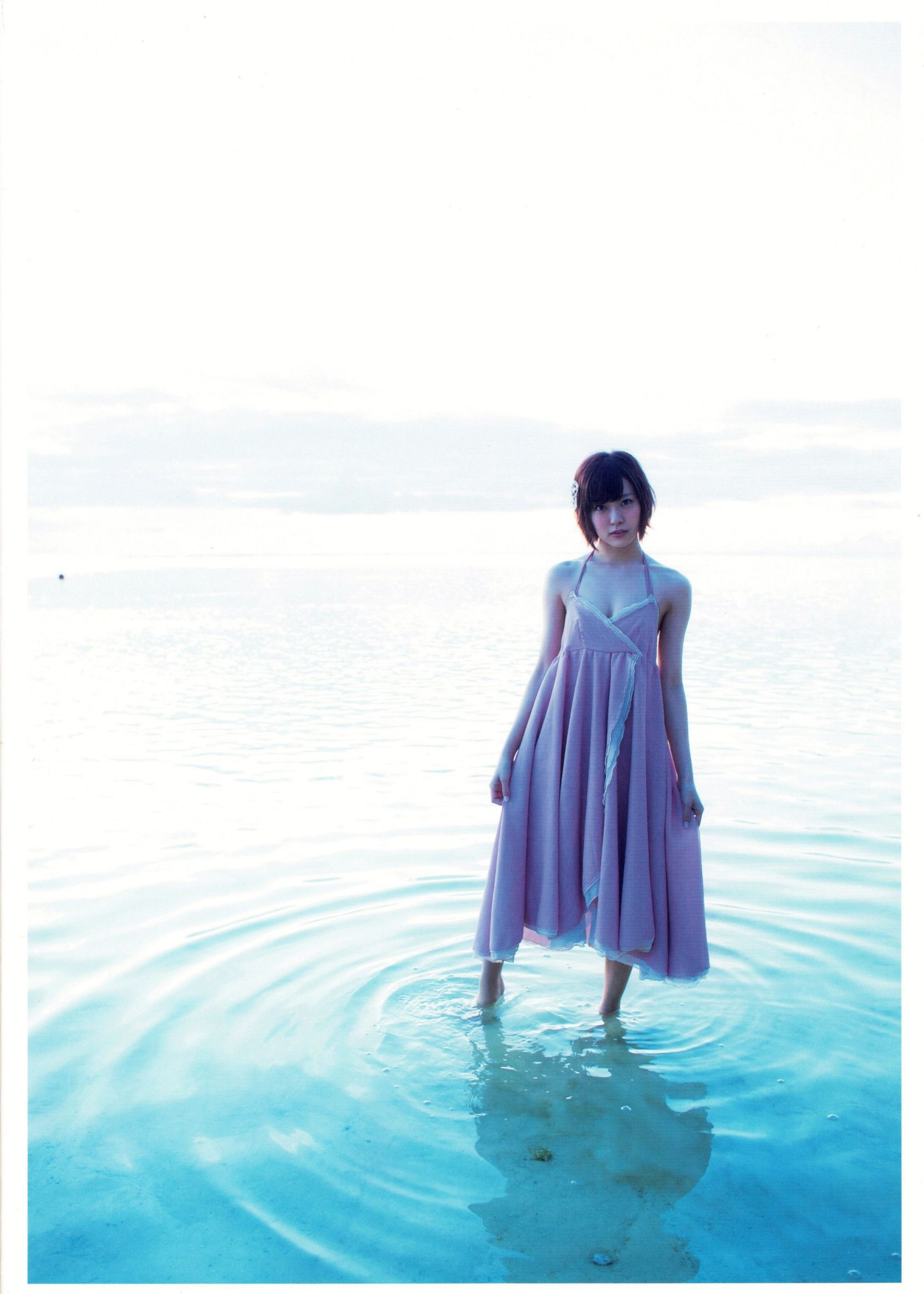 渡辺美優紀《 MW 》 [PhotoBook]