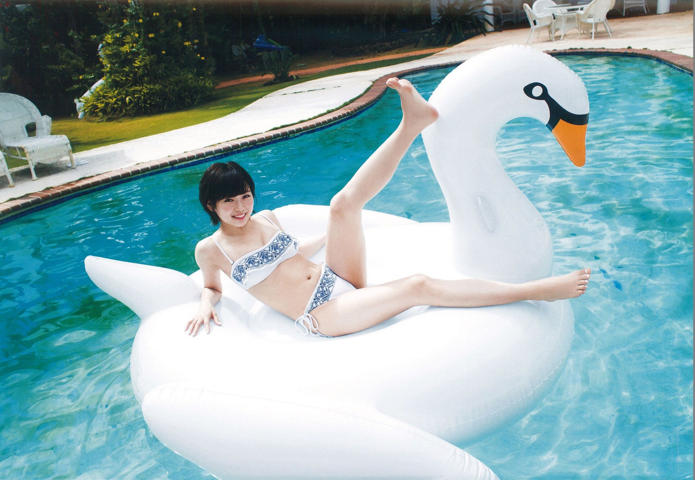 渡辺美優紀《 MW 》 [PhotoBook]